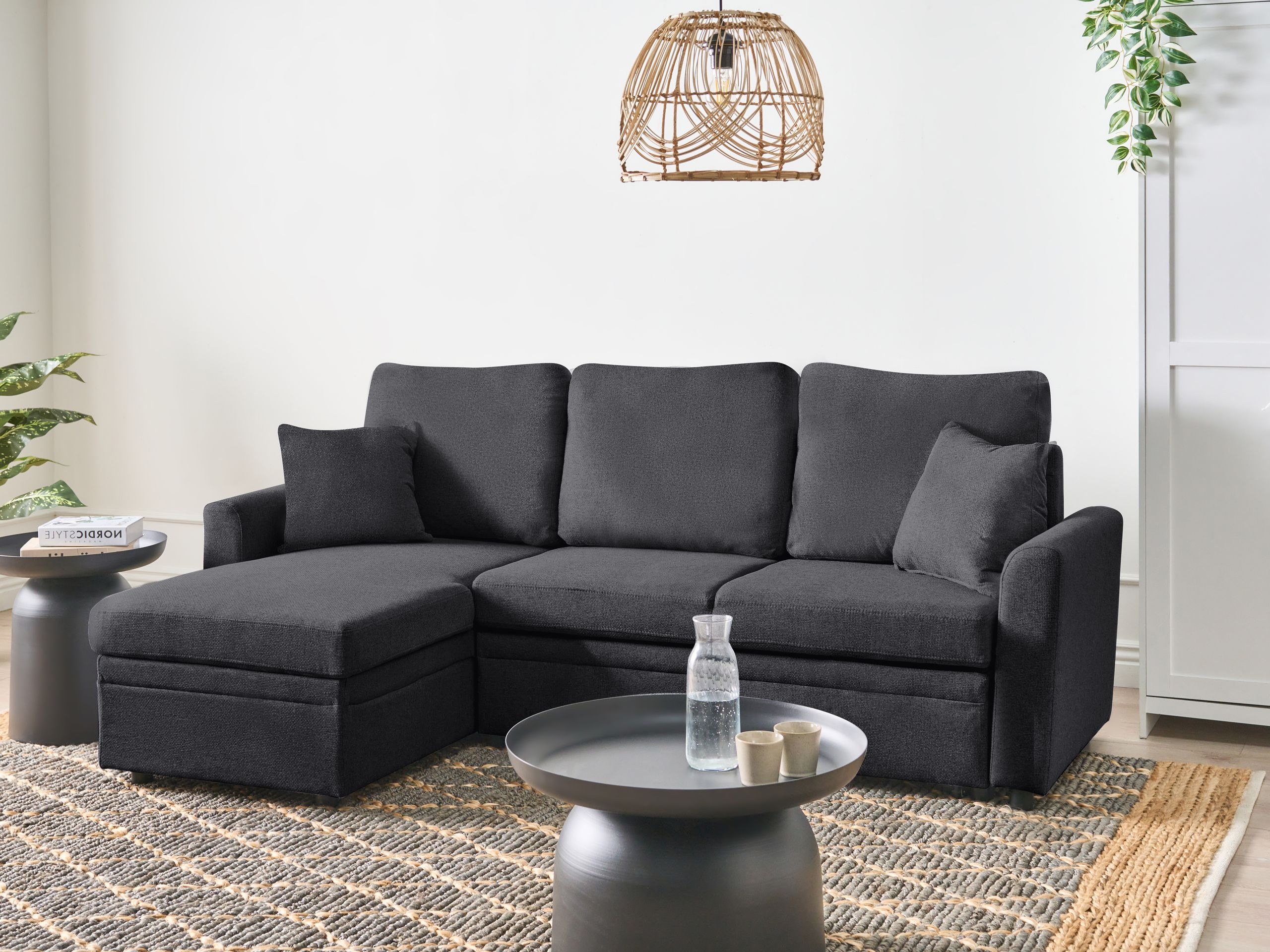 Stūra dīvāns Berwyn 2805 (Melns)