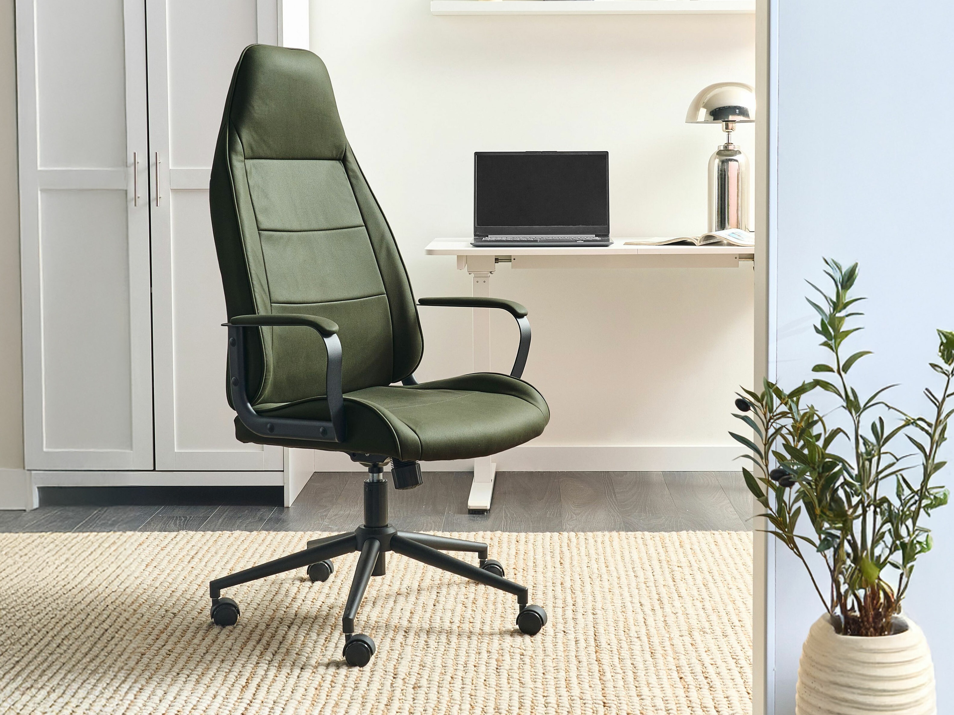 Офисный стул Berwyn 2769 (Темно-зеленый)