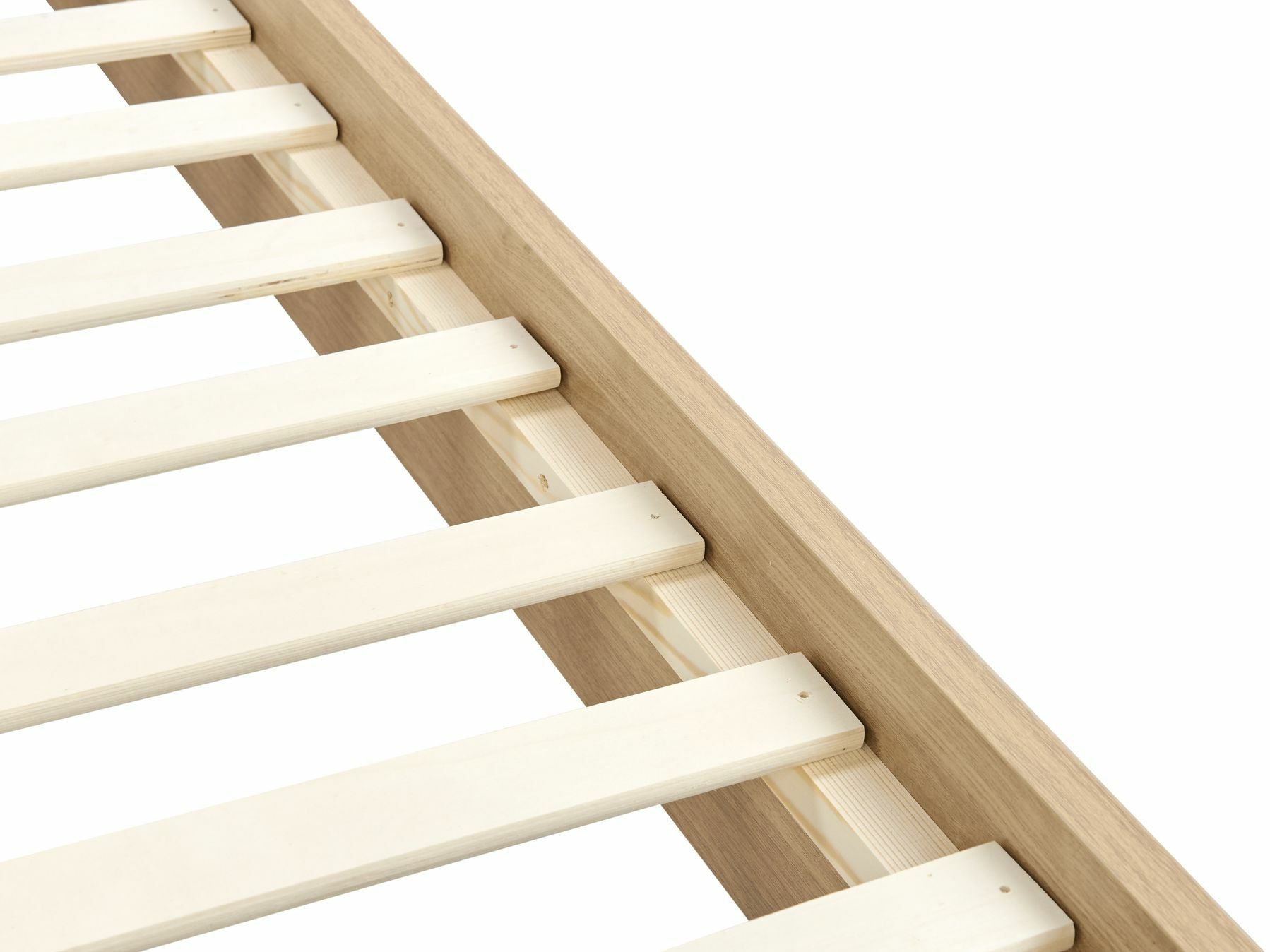 Gulta Berwyn 591 (Bēšs)