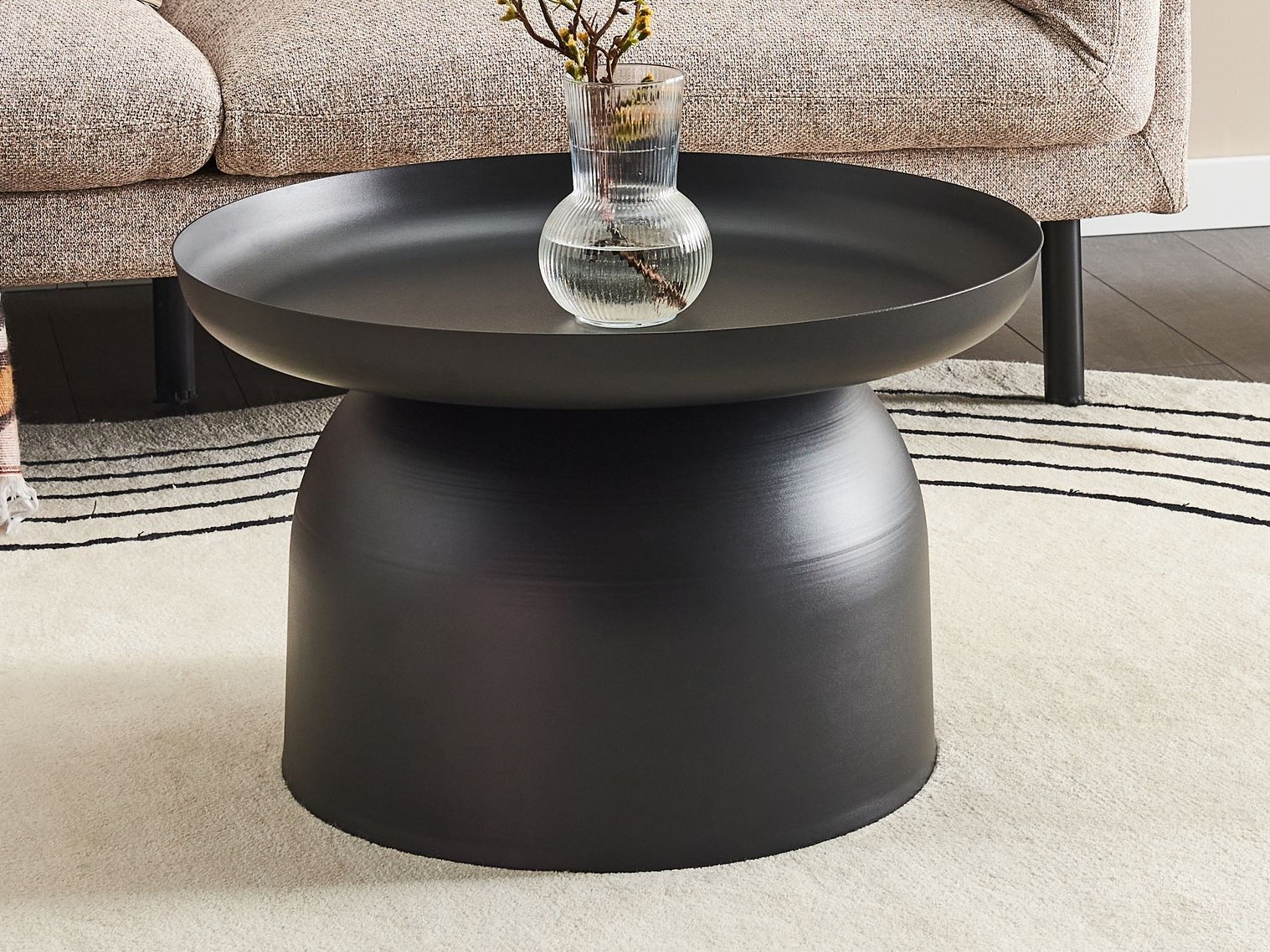 Žurnālu galdiņš Berwyn 2820 (Melns)