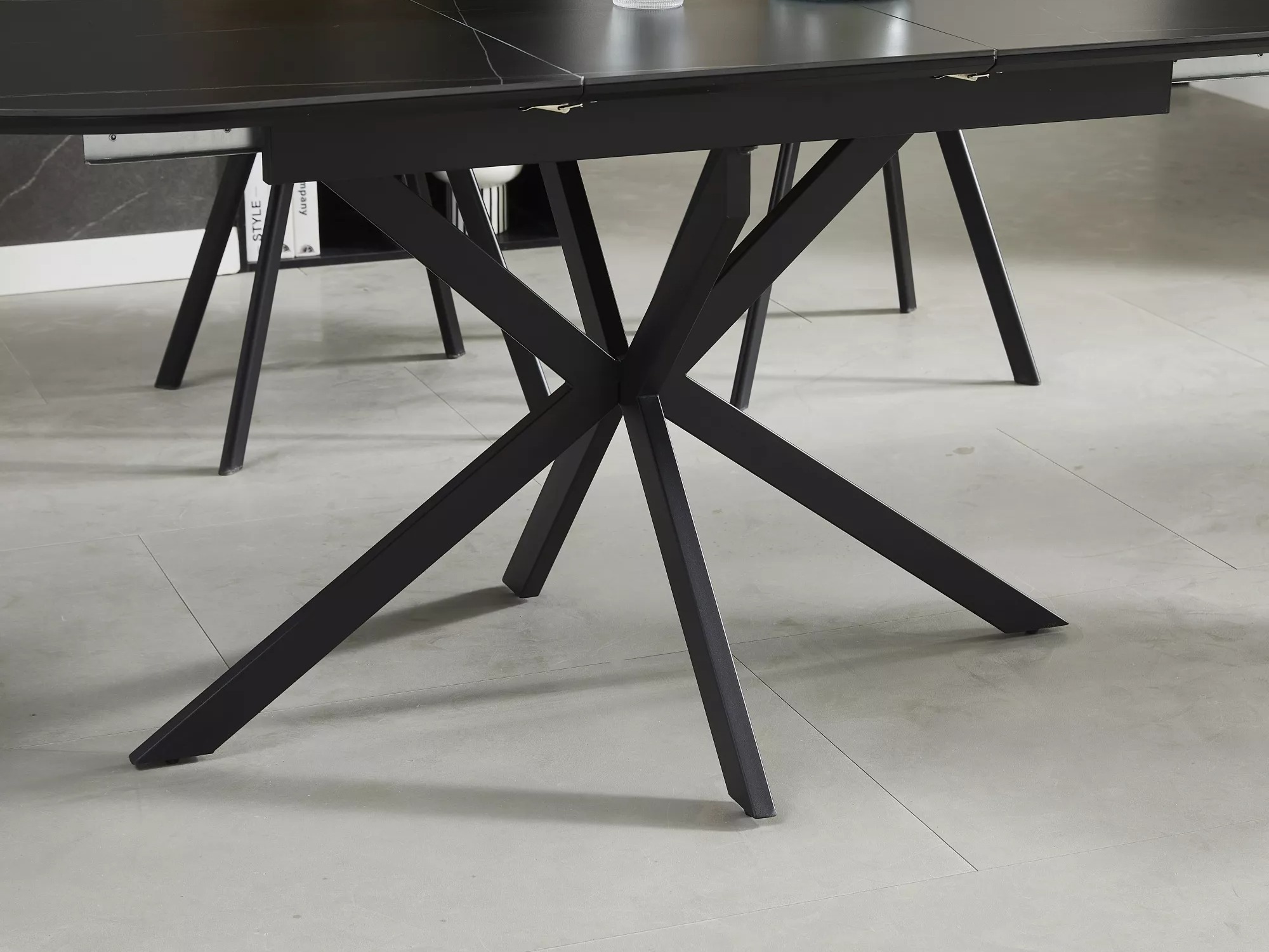 Galds Detroit 862 (Melnais marmors)