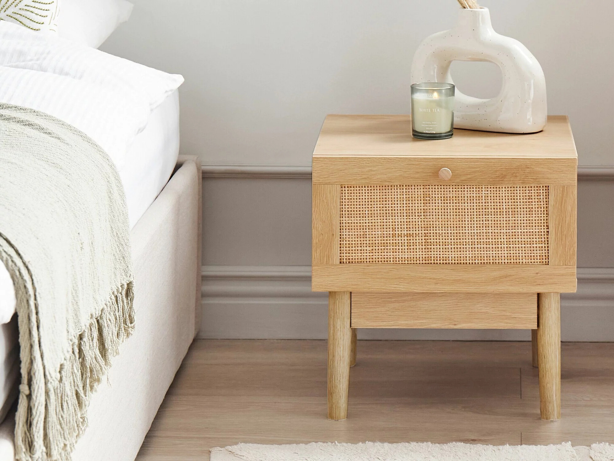 Naktsgaldiņš Berwyn 2660