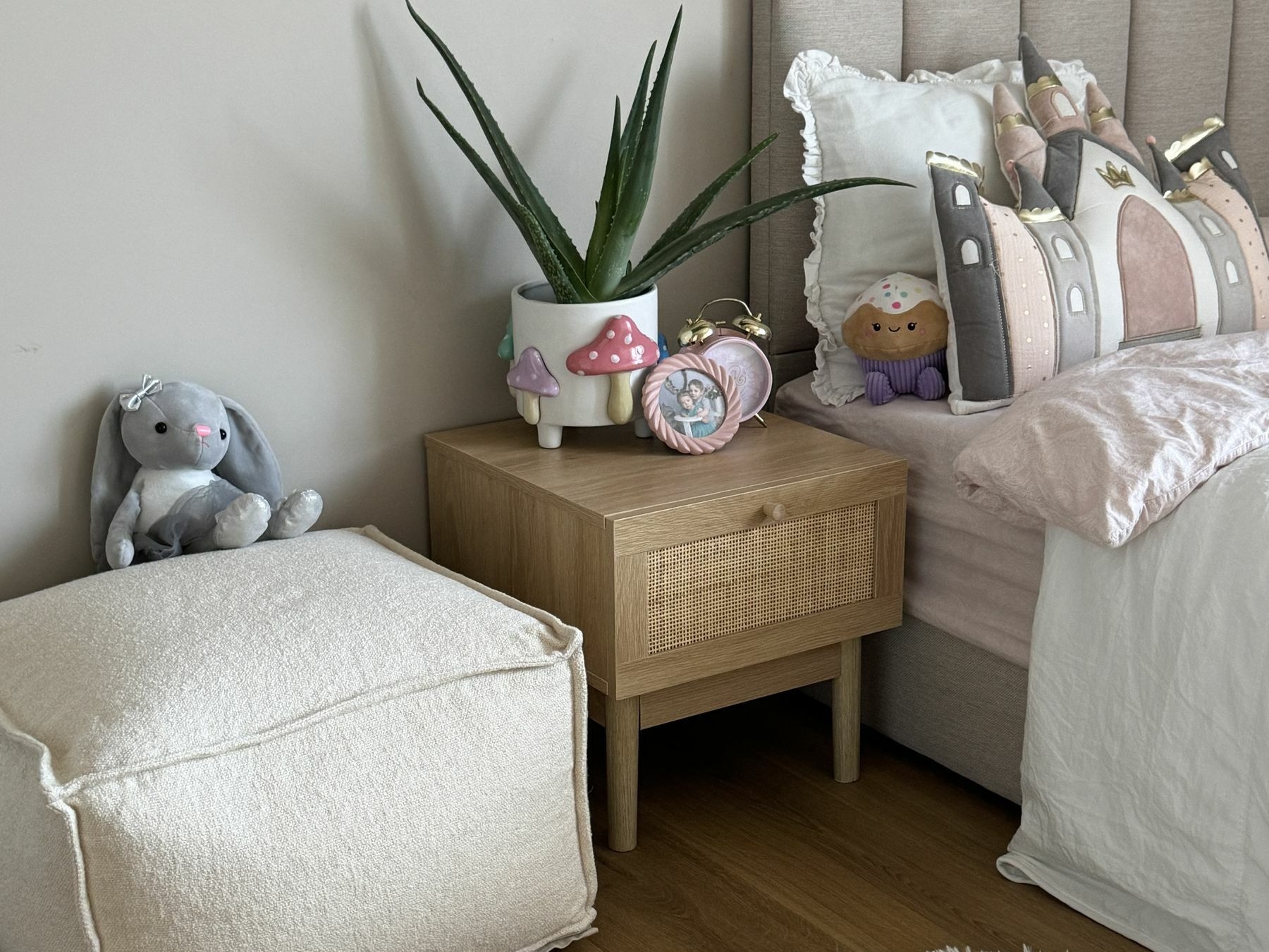 Naktsgaldiņš Berwyn 2660