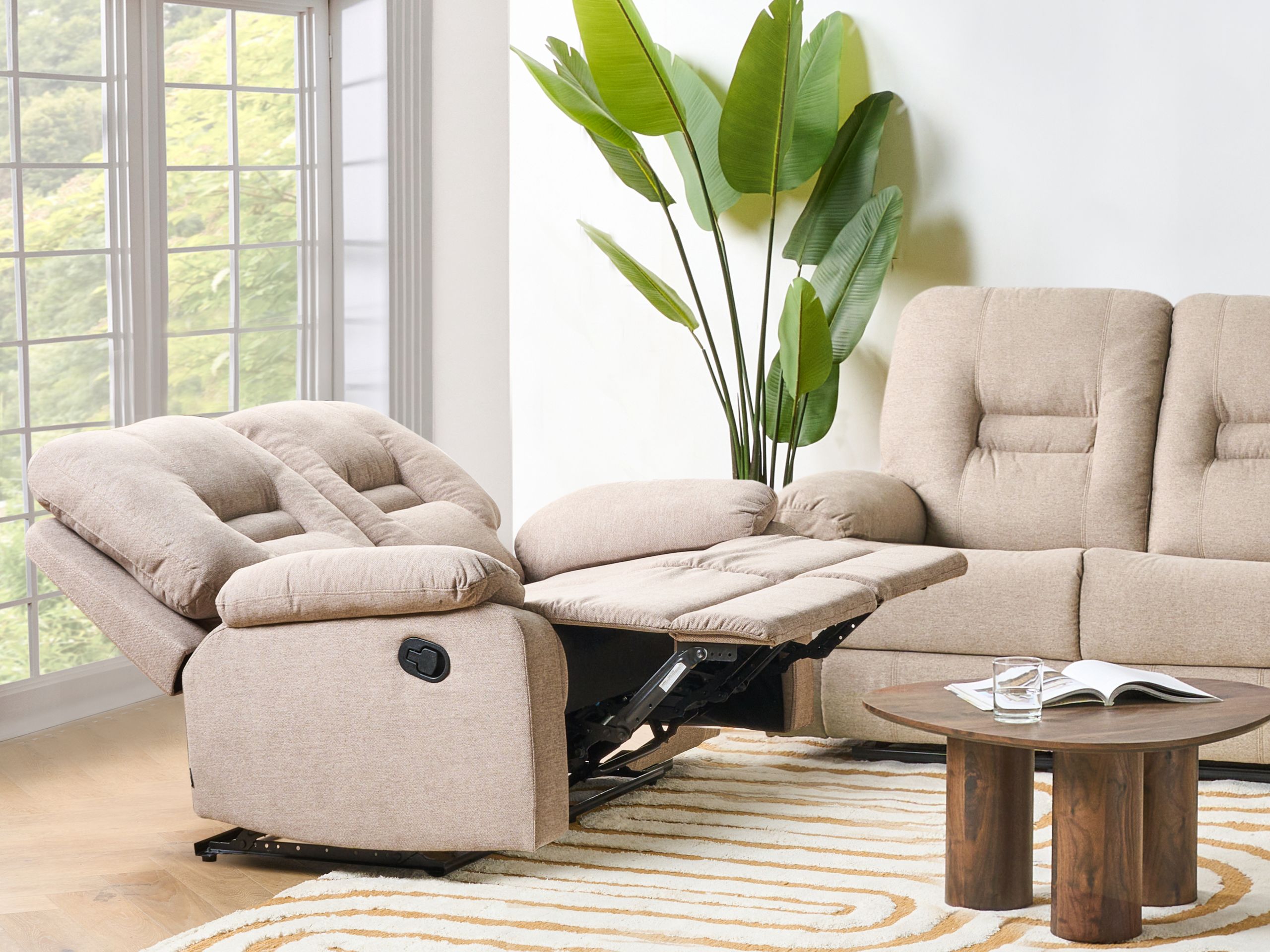 Dīvāns reglainer Tivlira 110 (Bēšs)