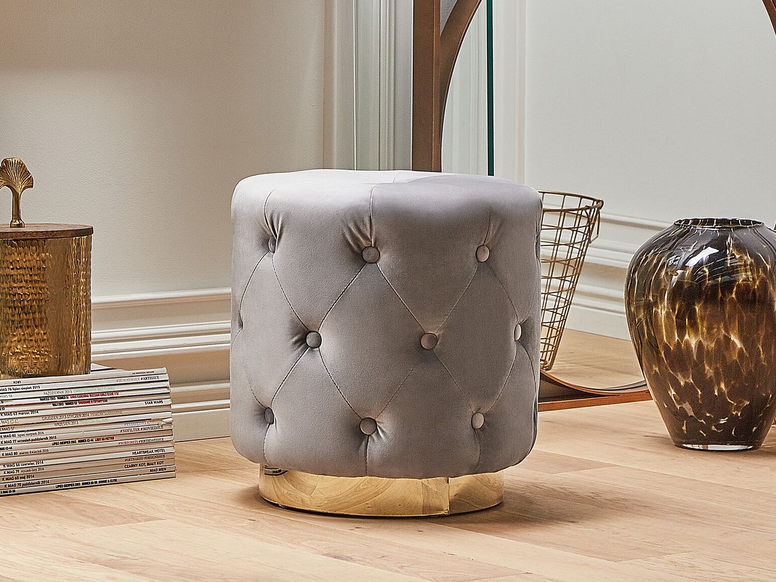 Pufs Berwyn 2856 (Gaiši pelēks)