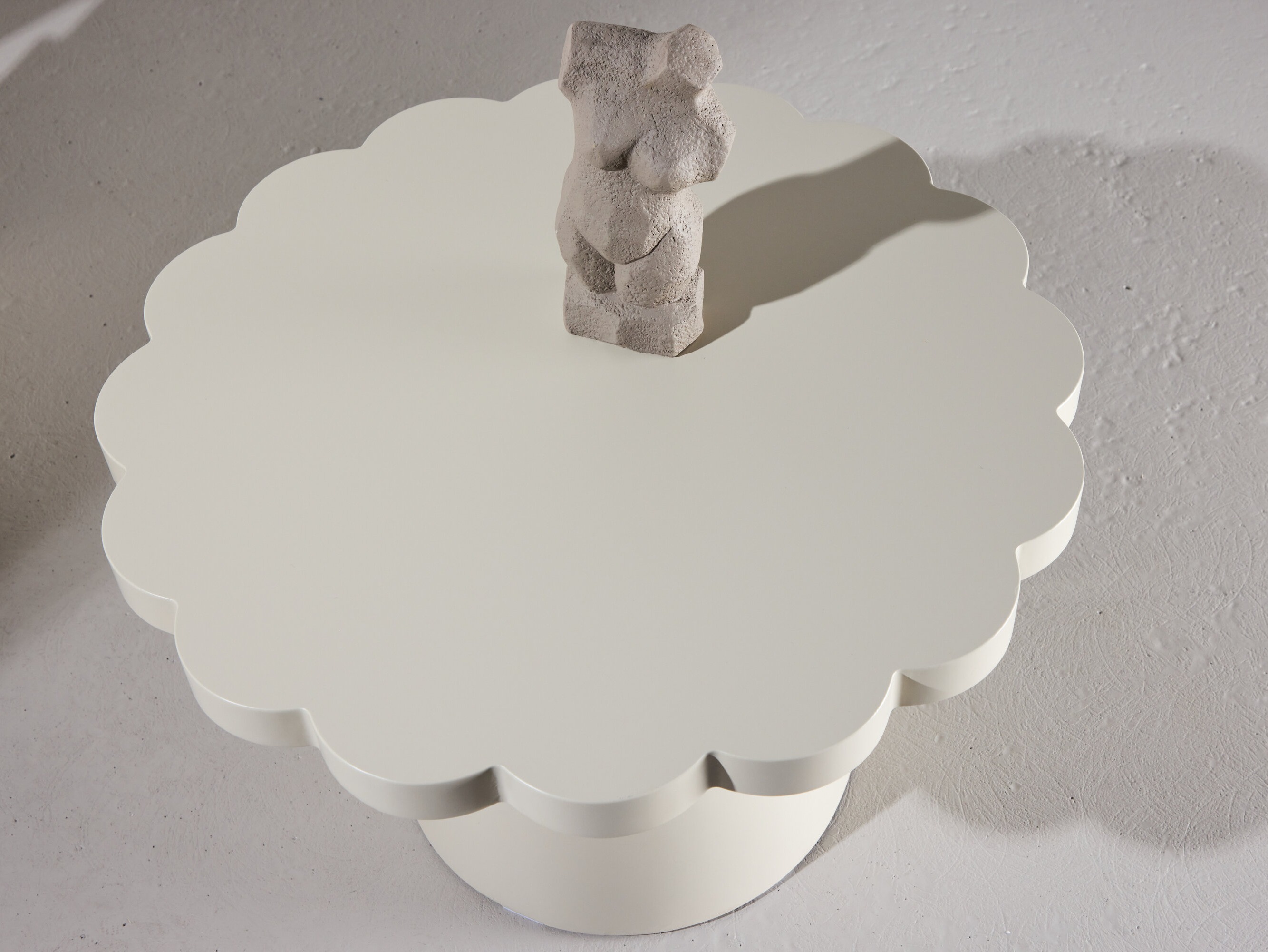 Žurnālu galdiņš Dallas 4923