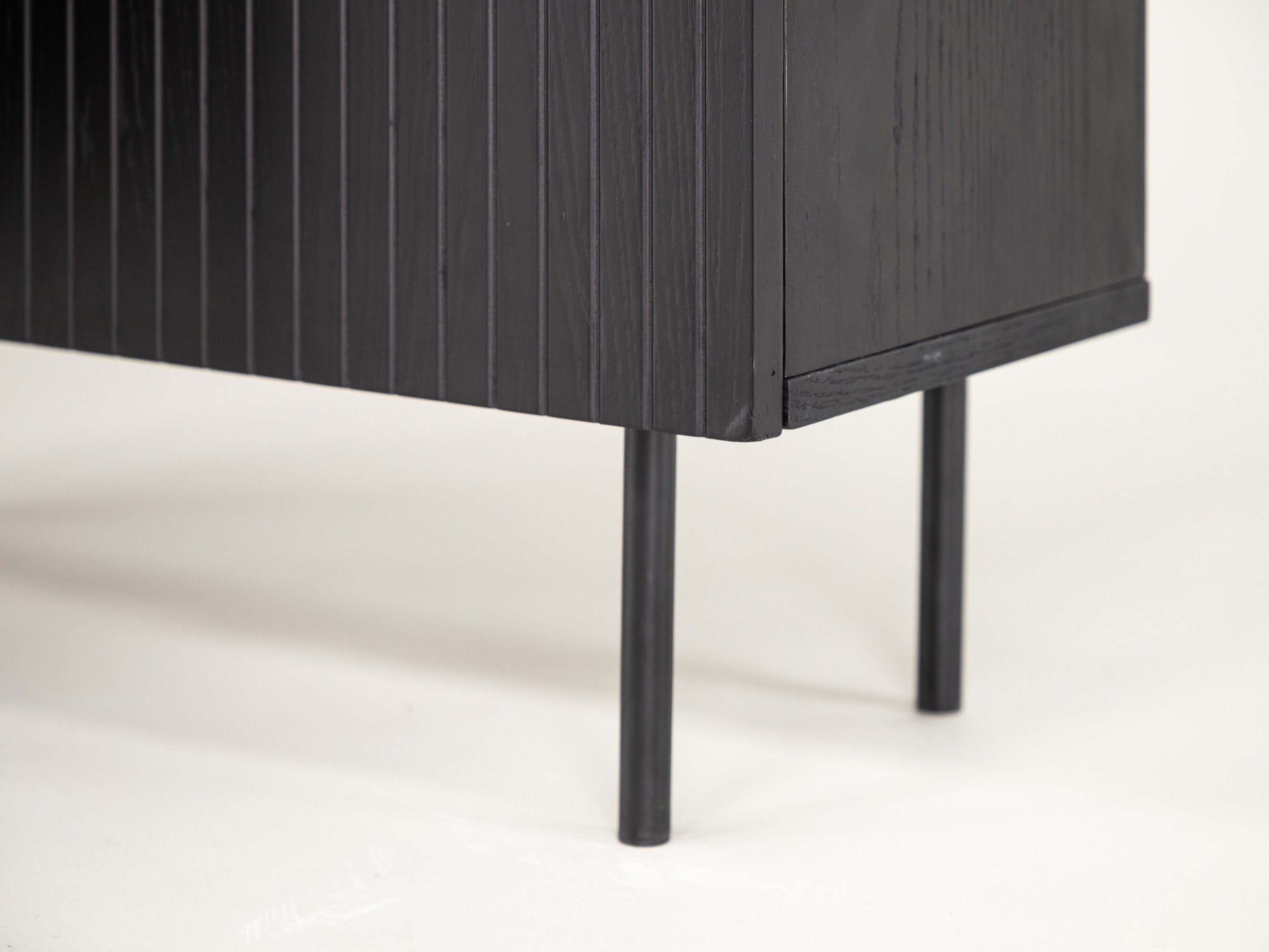 Skapis Dallas 3279 (Melns)