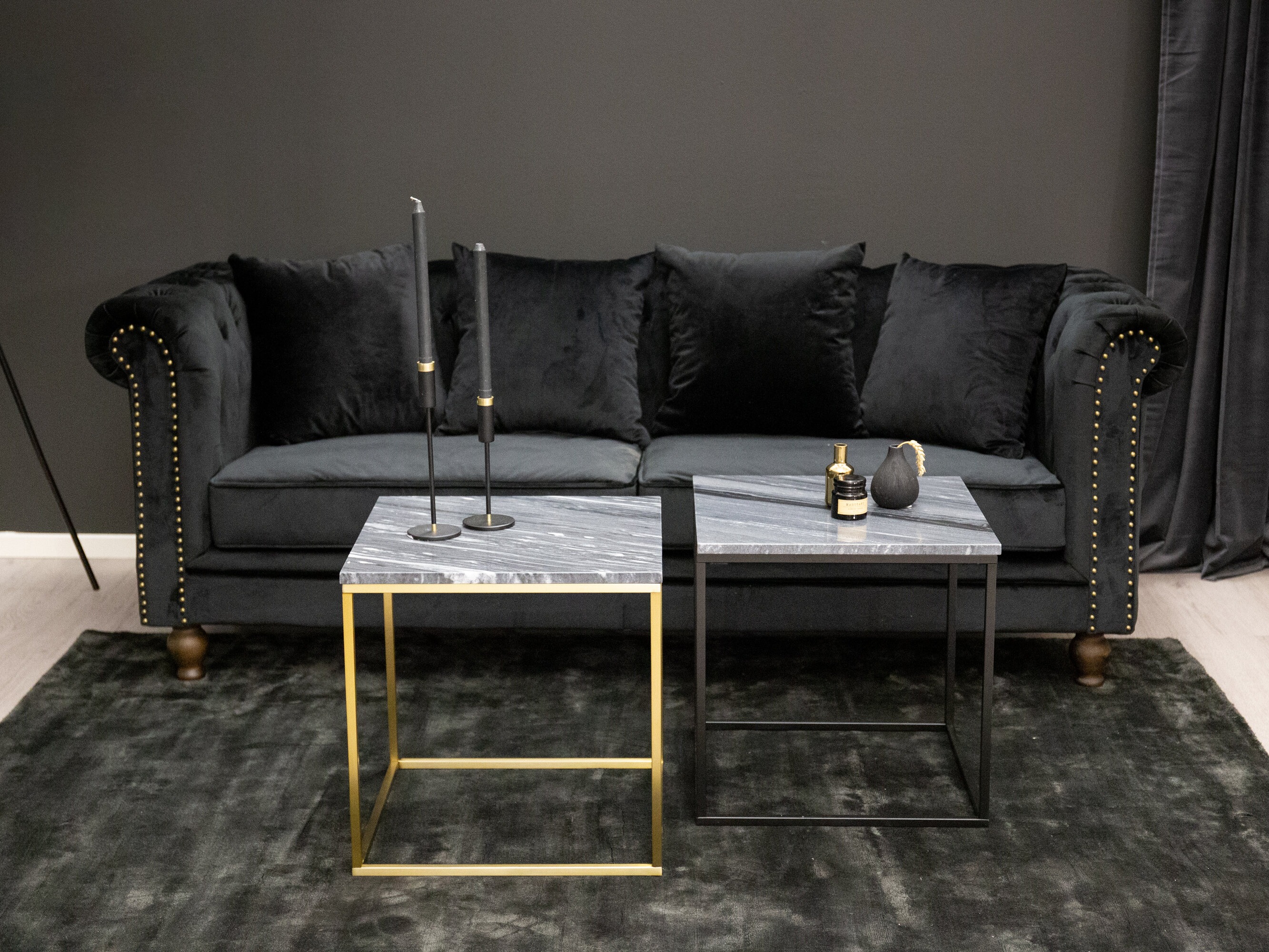 Chesterfield dīvāns Dallas 255 (Melns)