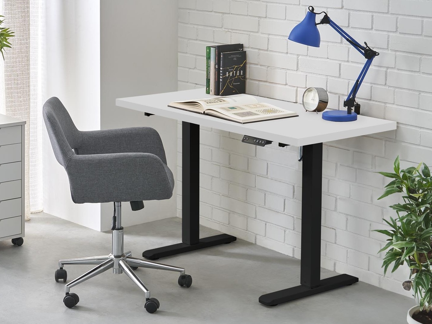 Rakstāmgalds ar regulējamu augstumu Houston 1942 (Balts + Melns)