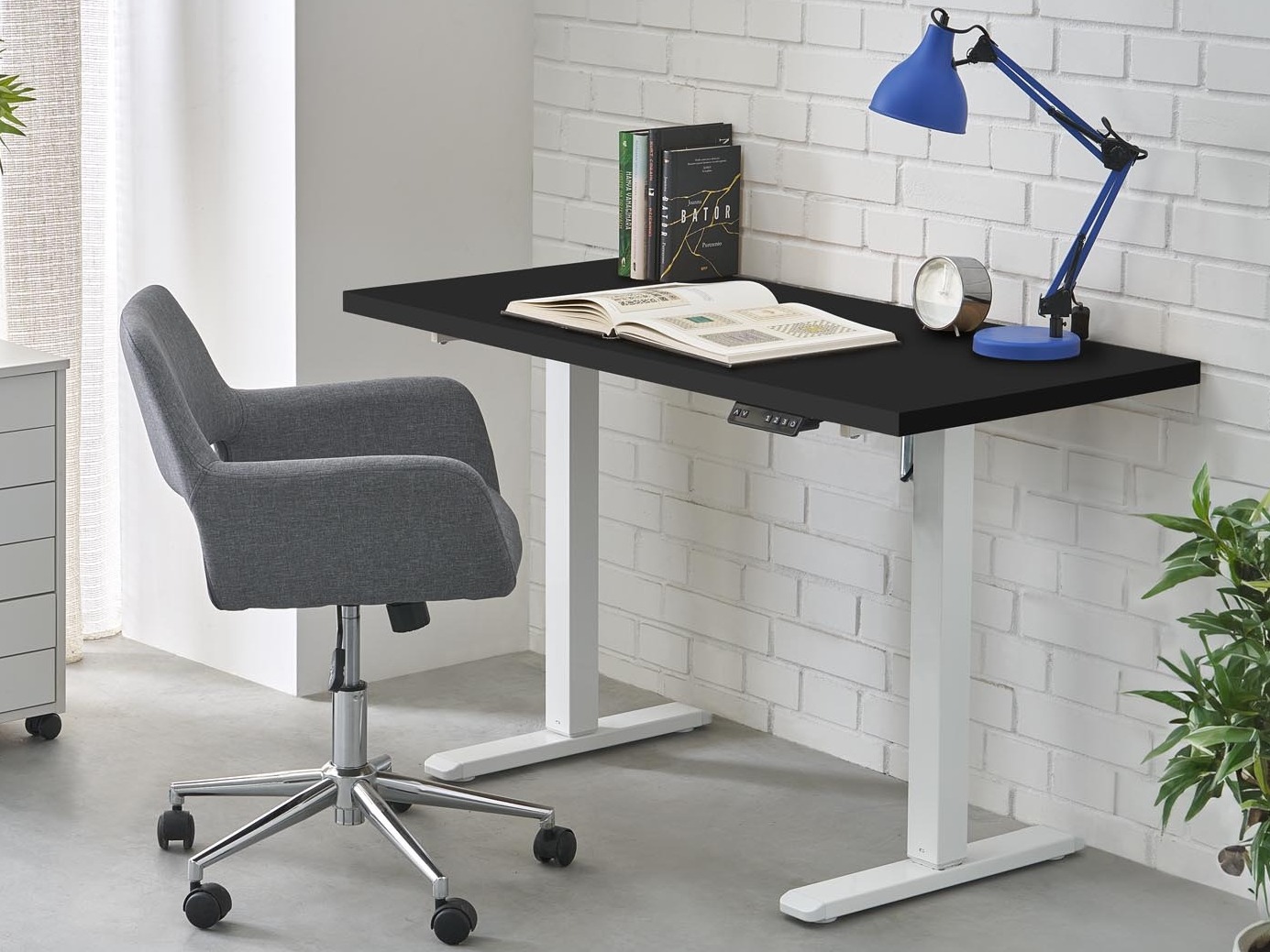 Rakstāmgalds ar regulējamu augstumu Houston 1942 (Melns + Balts)