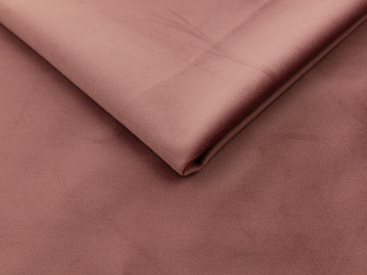 Кресло Clovis 100 (Magic Velvet 2258)