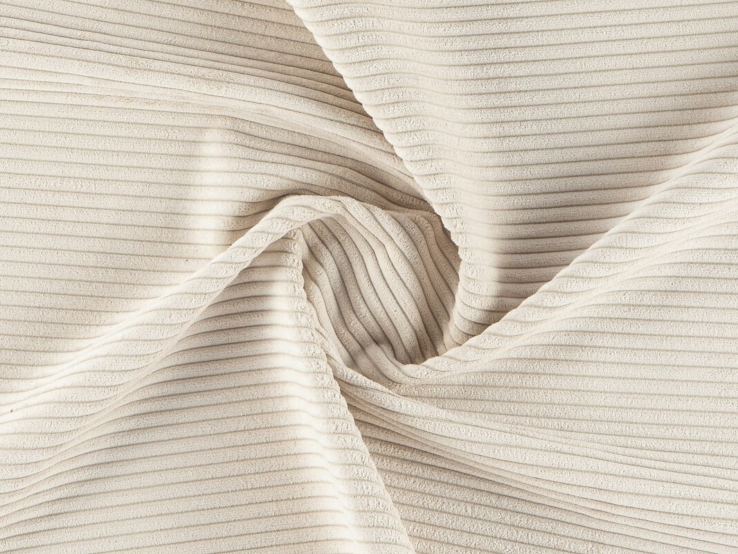 Pufs SV2917 ar bojātu iepakojumu