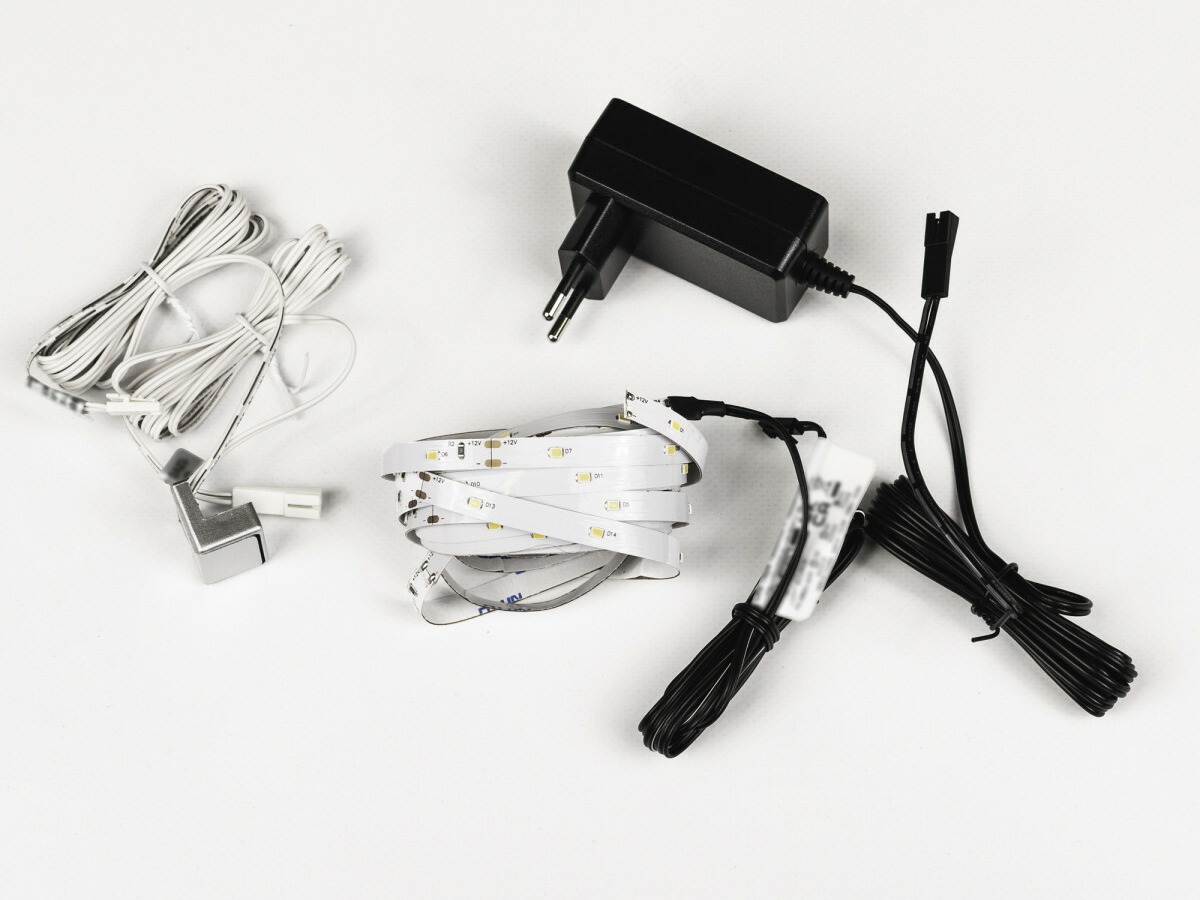 LED apgaismojums Sonrevo 121