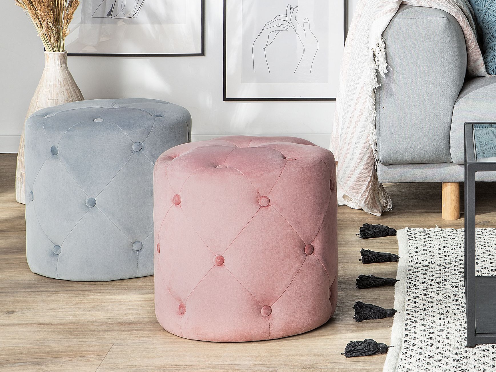 Pufs Berwyn 1598 (Gaiši pelēks)