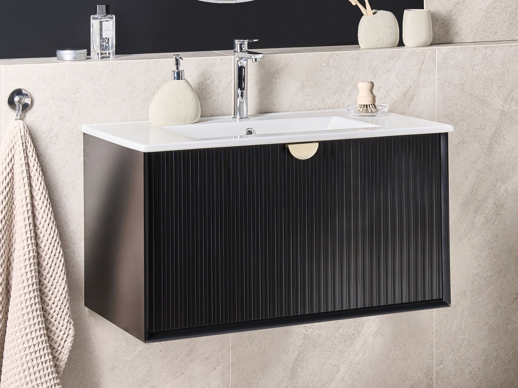 Piekarams vannas istabas skapītis izlietnei Berwyn 2871 (Melns)