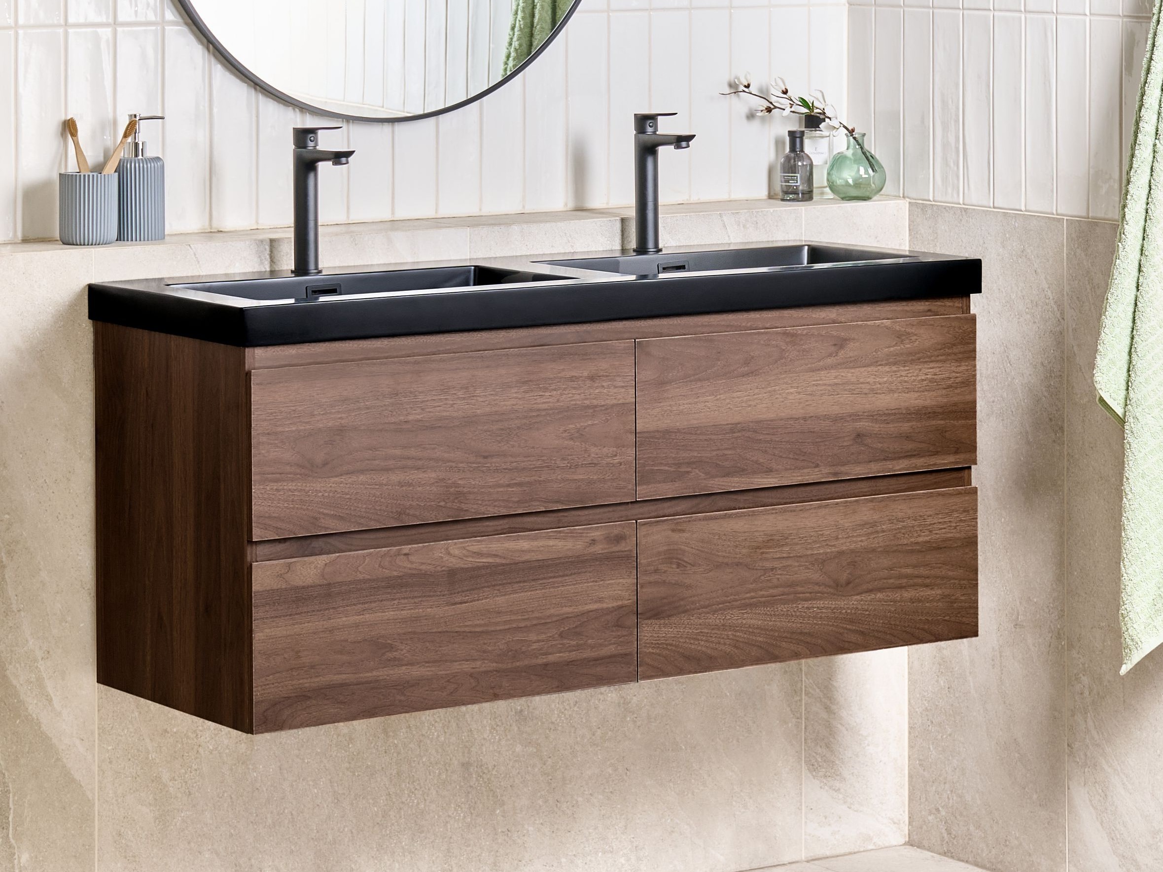 Piekarams vannas istabas skapītis izlietnei Berwyn 2873 (Tumši brūns)