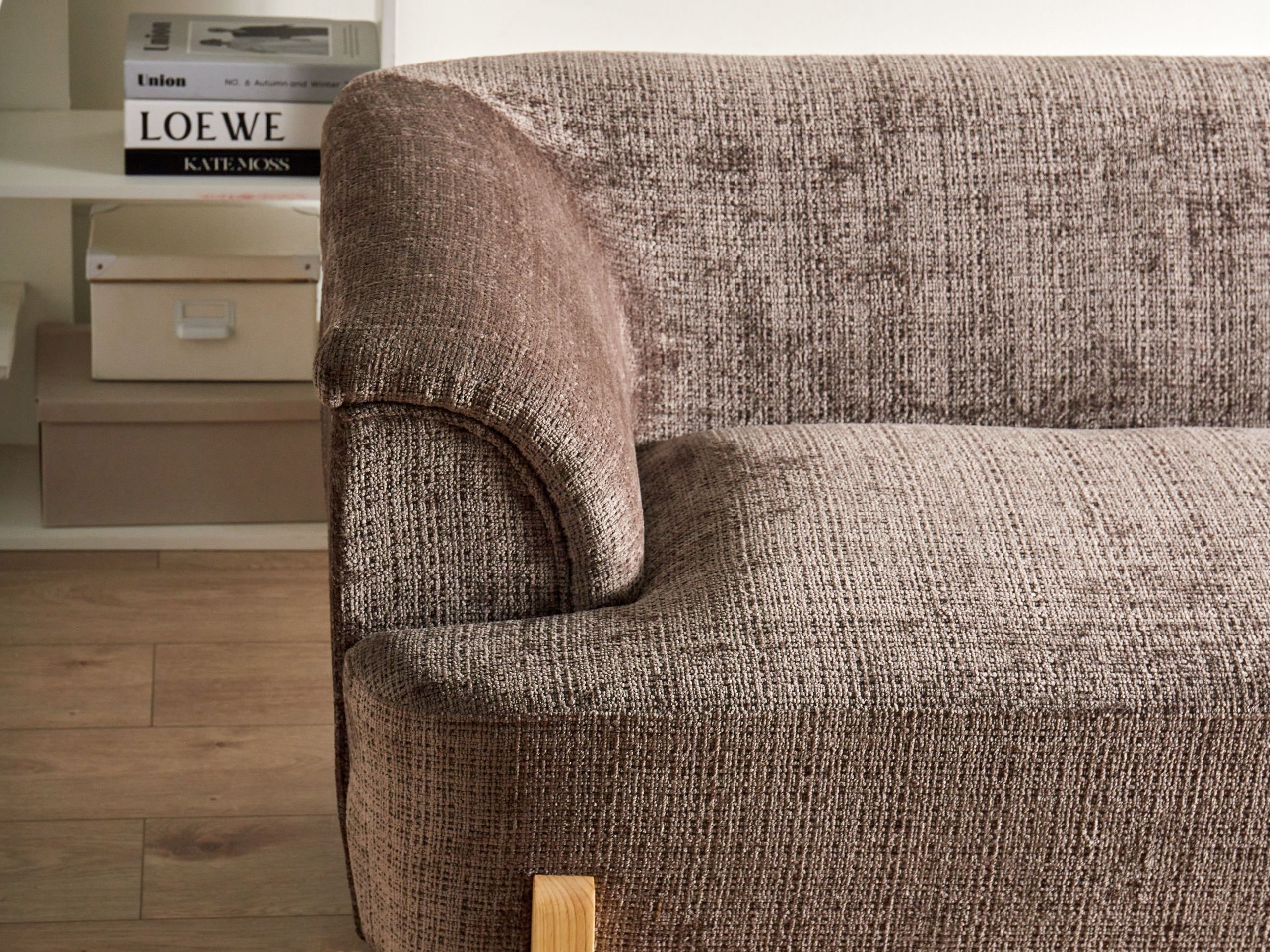 Dīvāns Berwyn 2879 (Brūns)