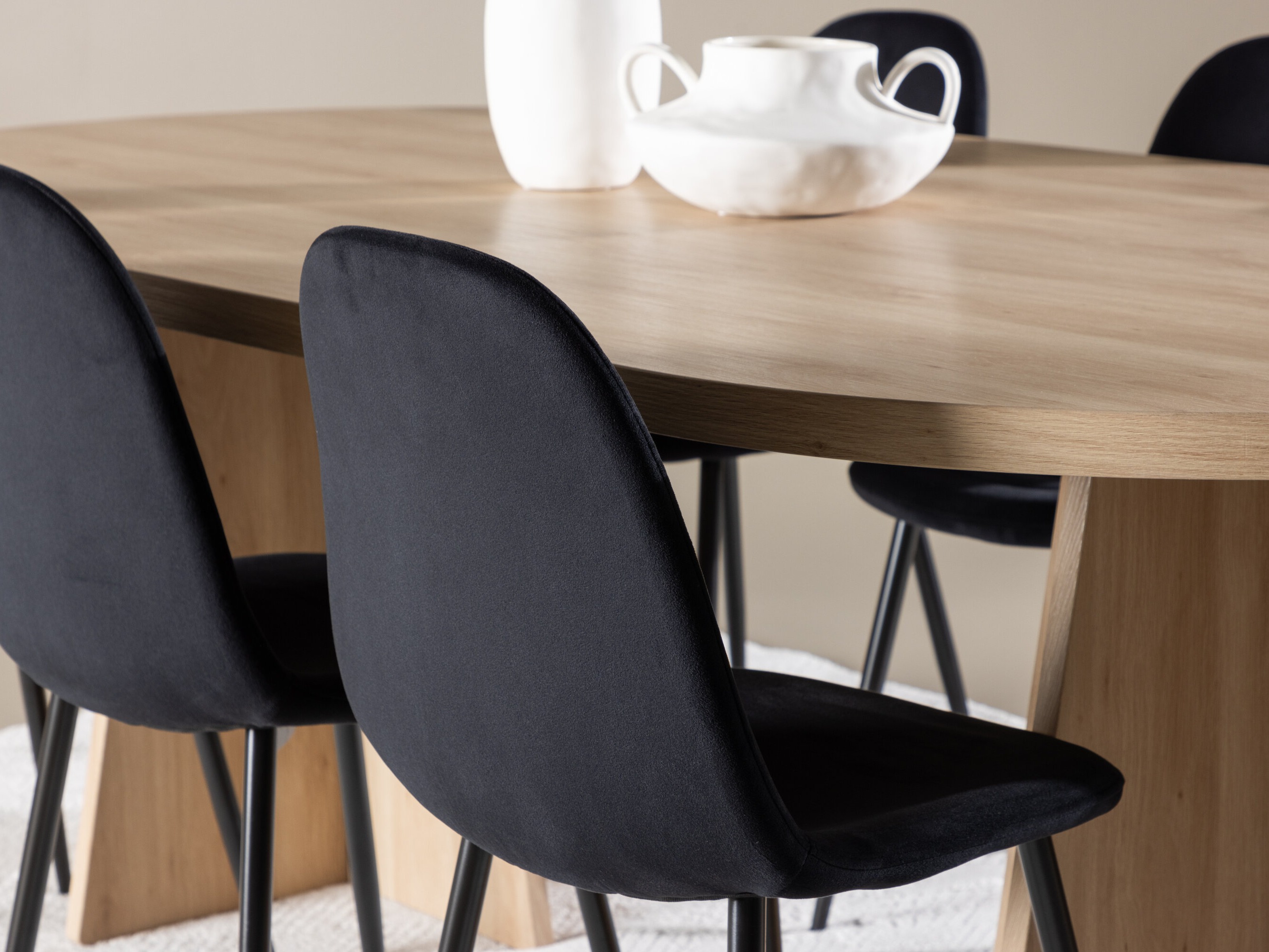 Ēdamistabas komplekts Dallas 4998 (Melns)