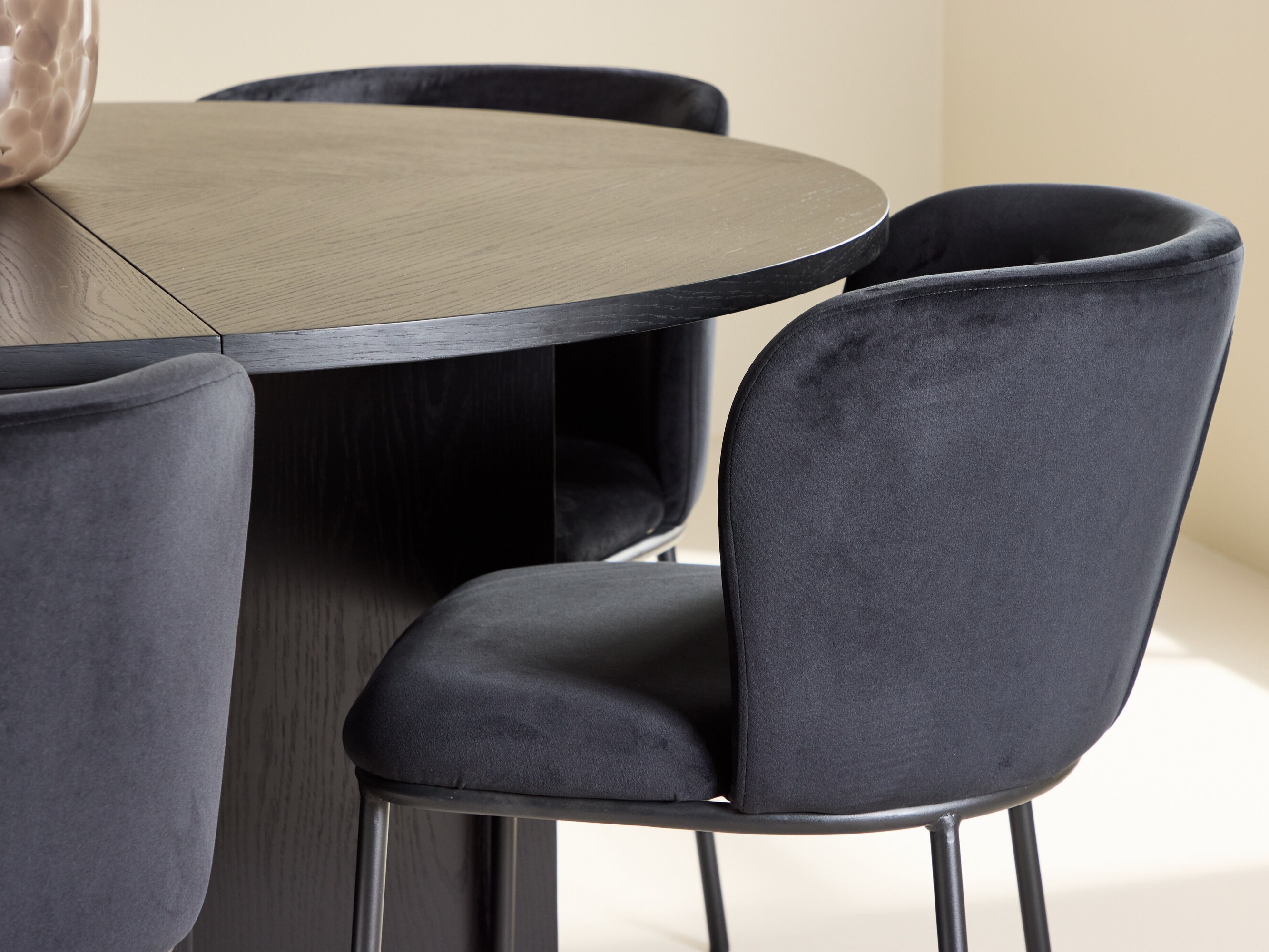 Ēdamistabas komplekts Dallas 5013 (Melns)