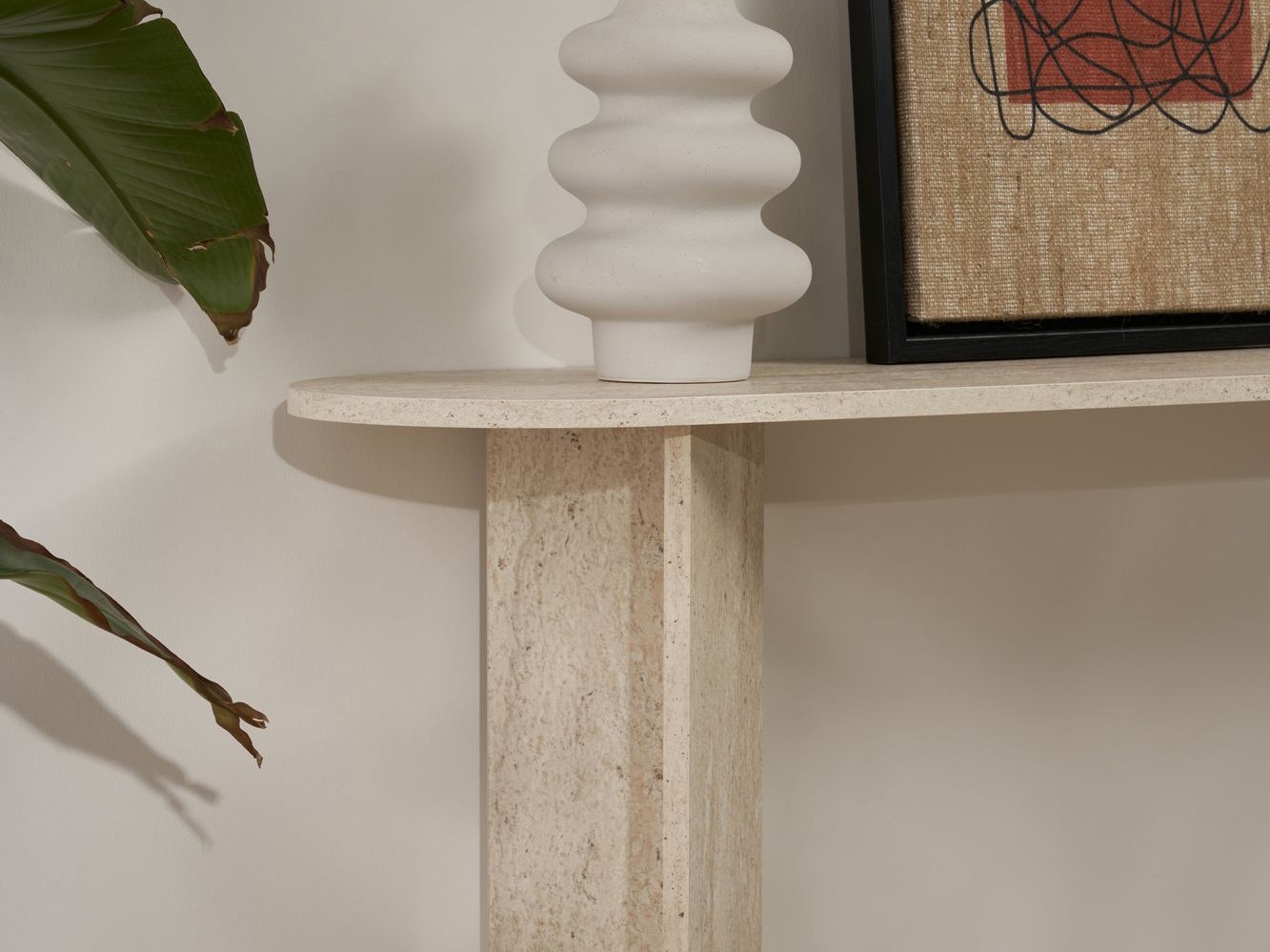 Konsole Novato 133 (Gaišs travertīns)