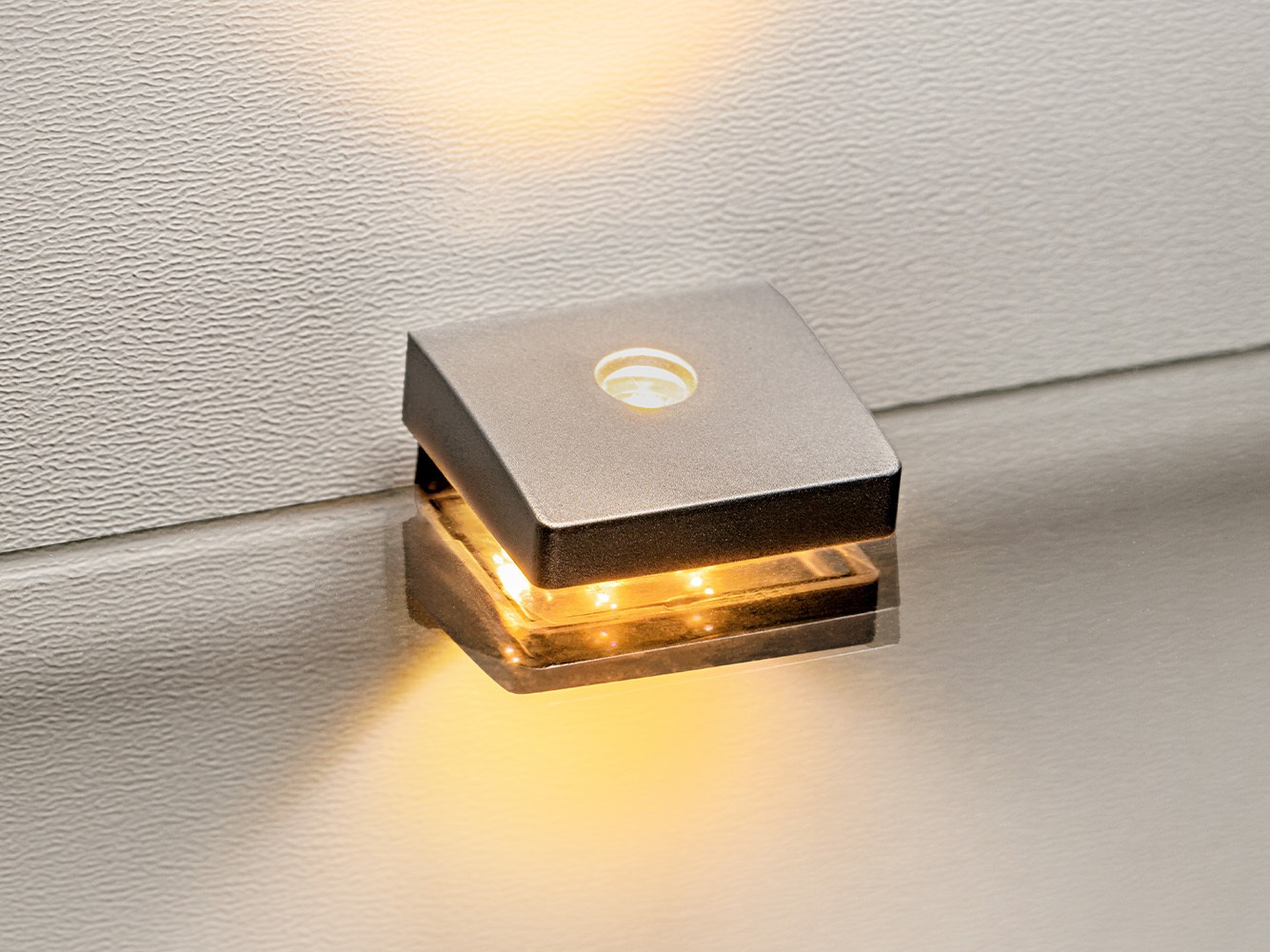 Plaukts Fivetri 107 (Pelēkbrūns)