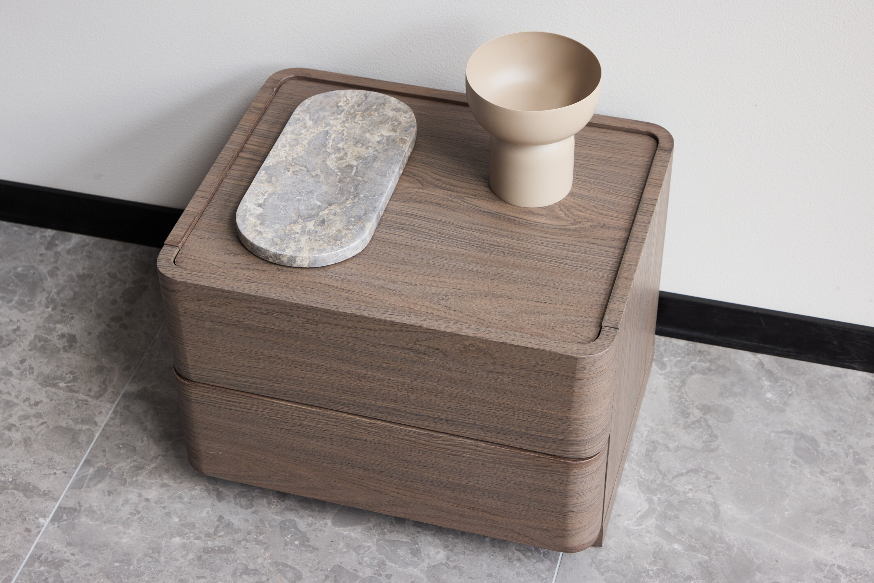 Naktsgaldiņš Dallas 4744