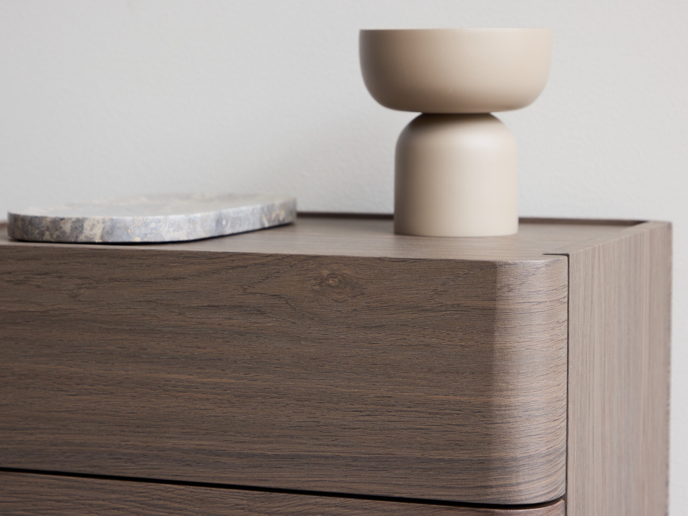 Naktsgaldiņš Dallas 4744