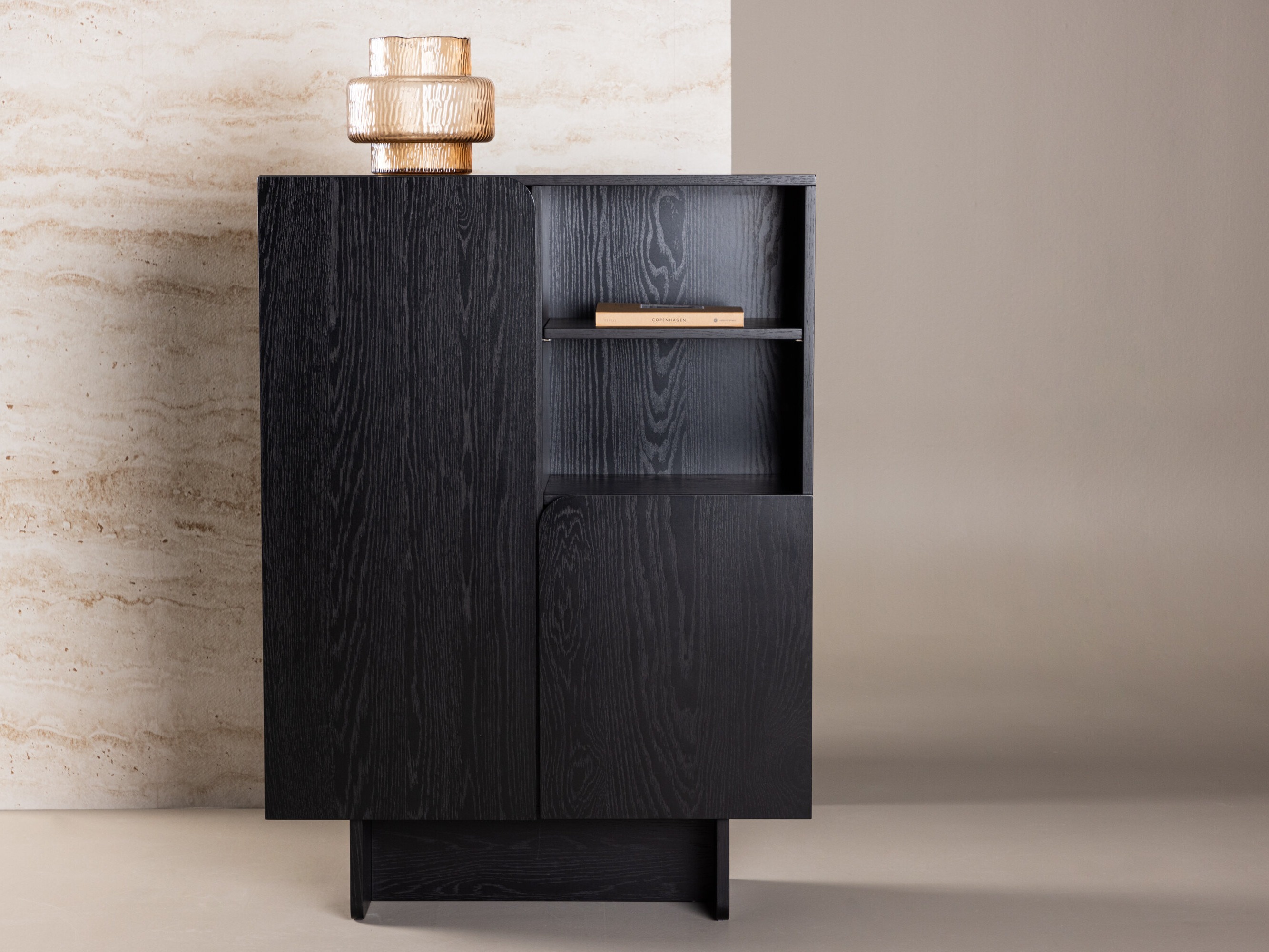 Skapis Dallas 5131 (Melns)