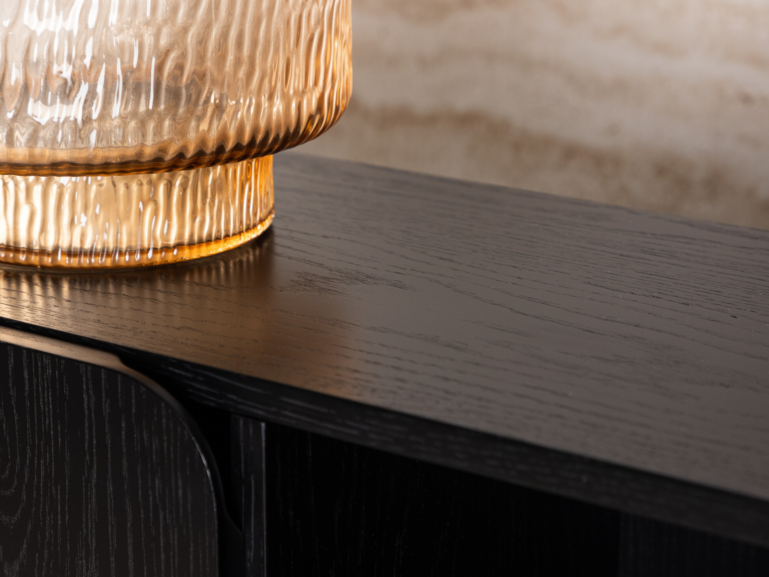 Skapis Dallas 5131 (Melns)