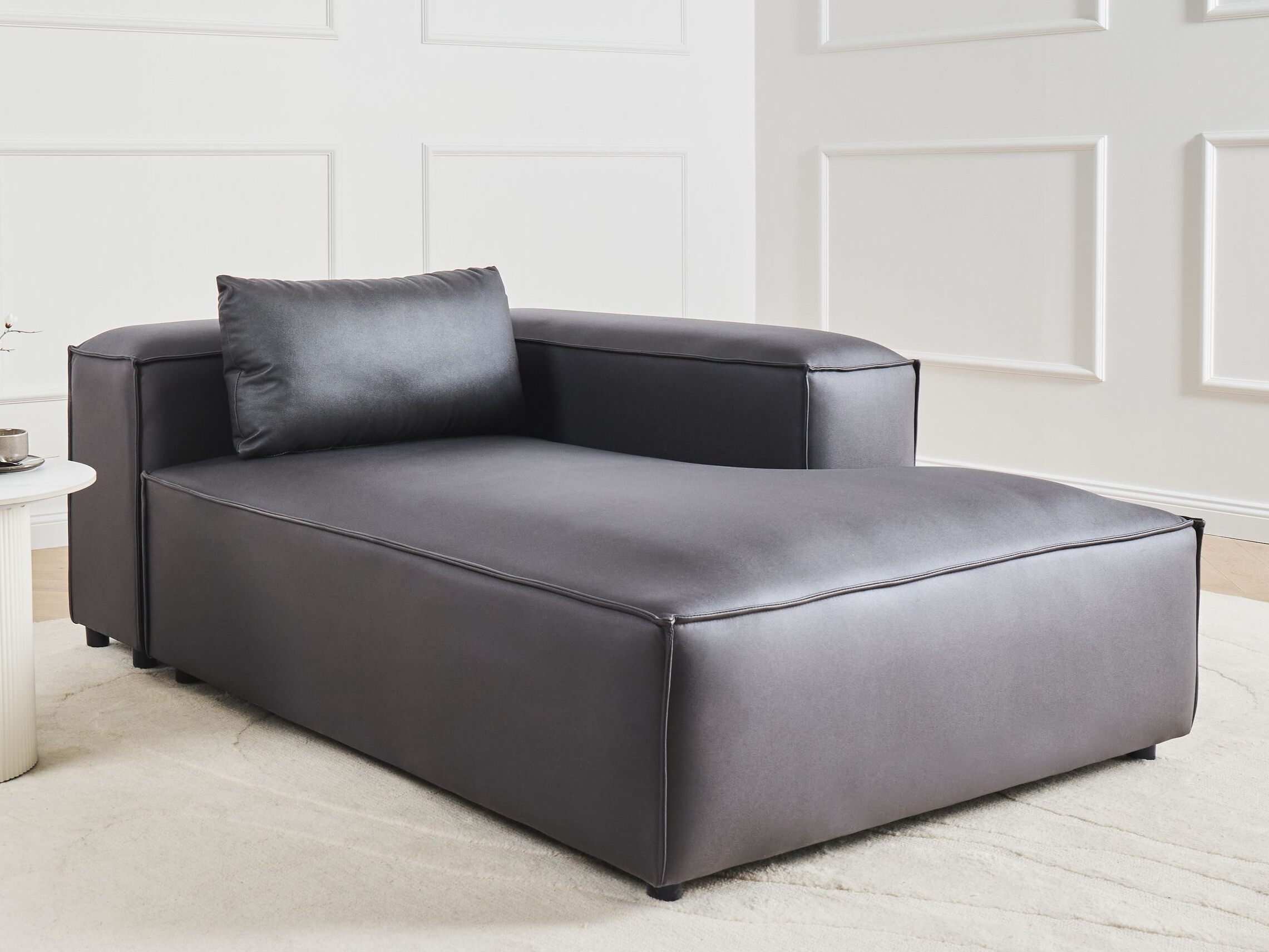 Kušete Avialu 103 (Melns)