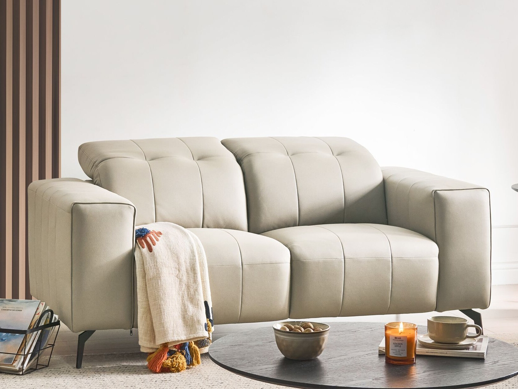 Dīvāns Berwyn 2947 (Gaiši bēšs)