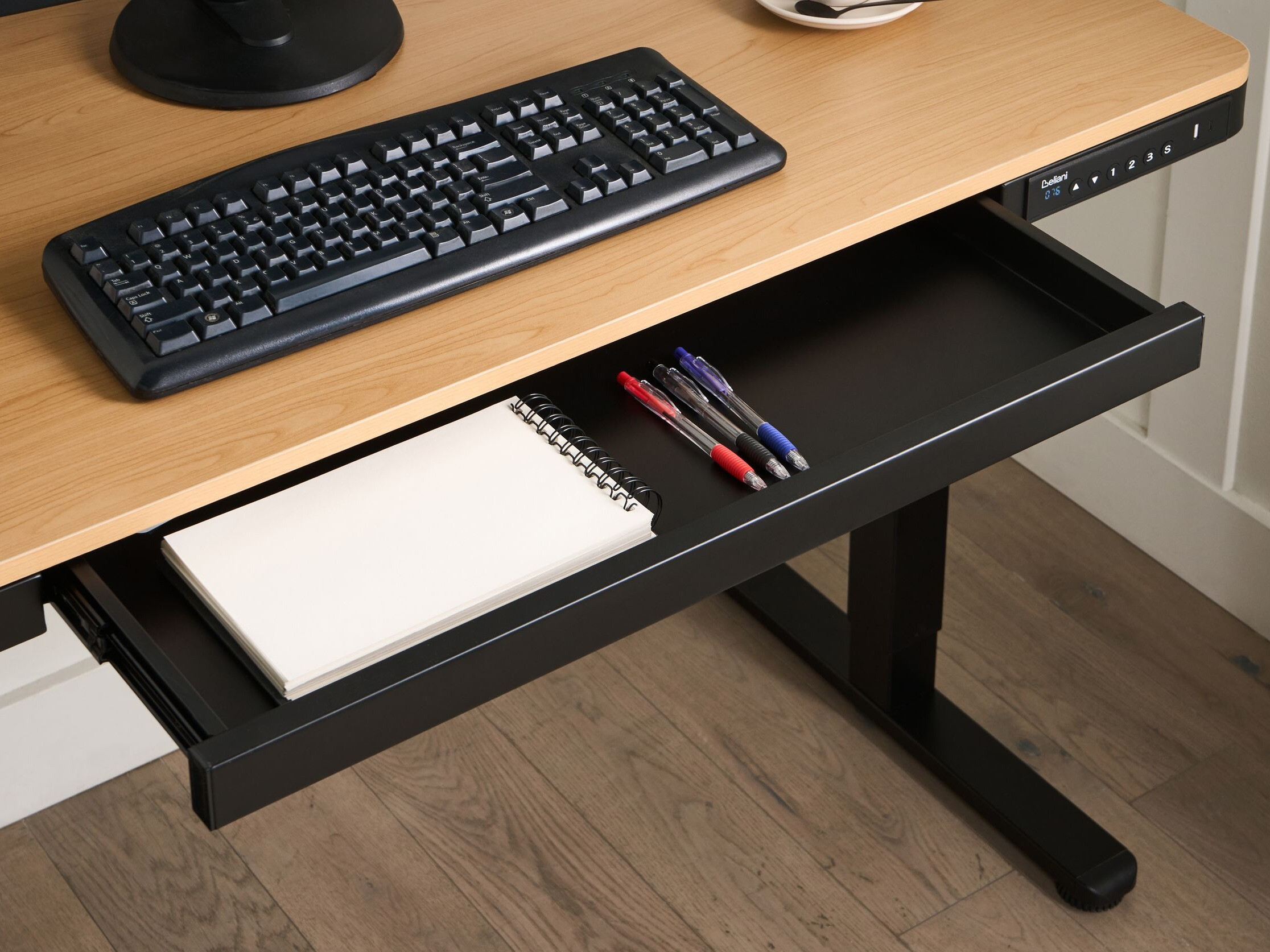 Rakstāmgalds ar regulējamu augstumu Berwyn 2994 (Melns + Gaiši brūns)