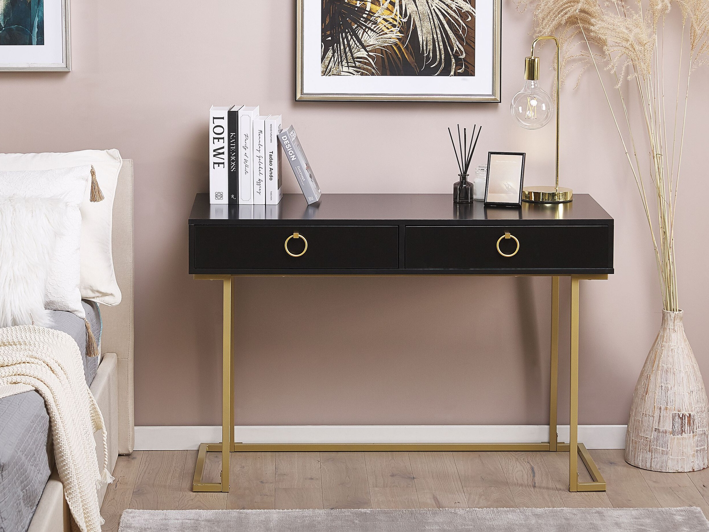 Konsole Berwyn 3020 (Melns + Zelta)