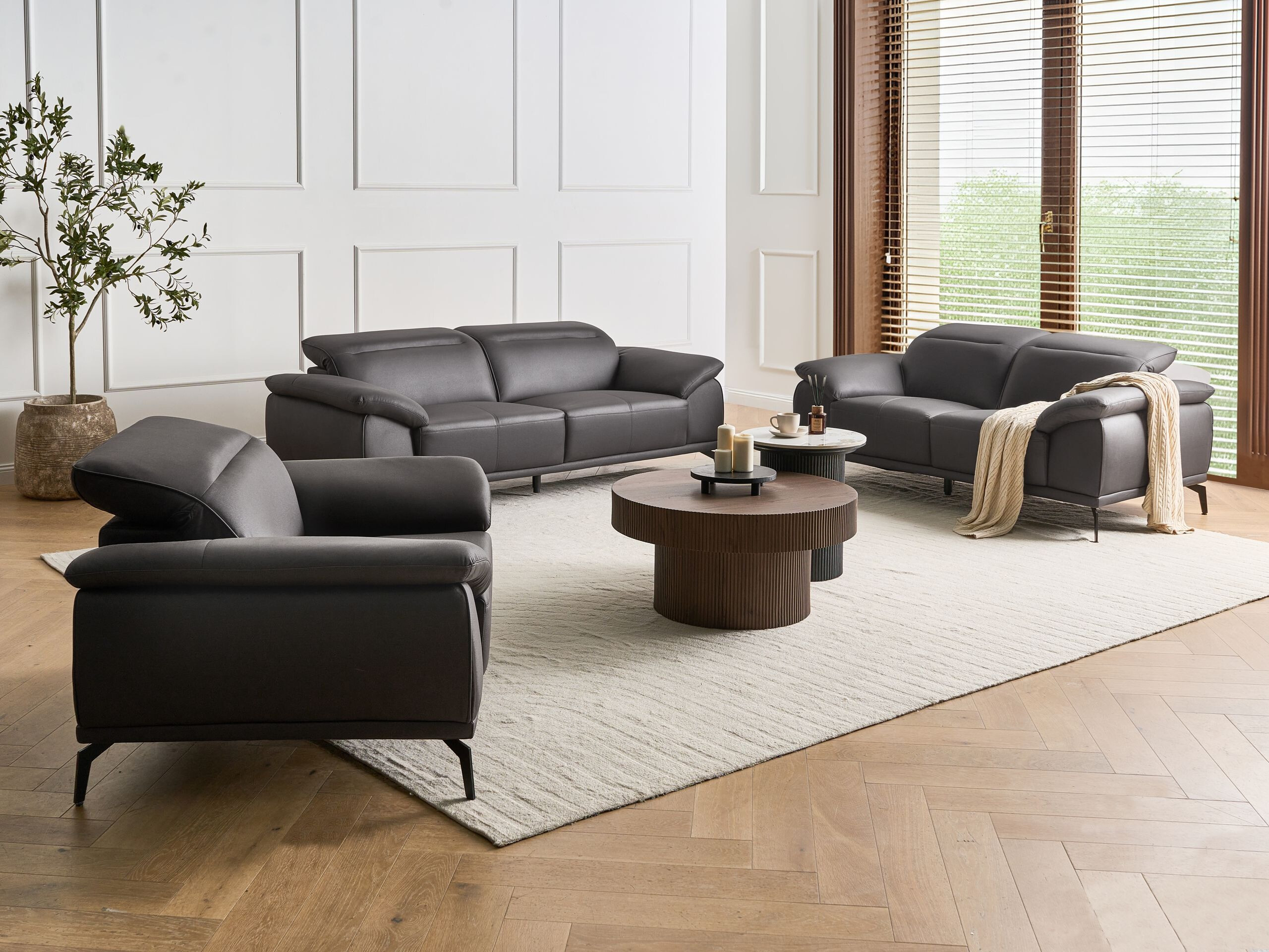 Mīksto mēbeļu komplekts Berwyn 3127 (Melns)