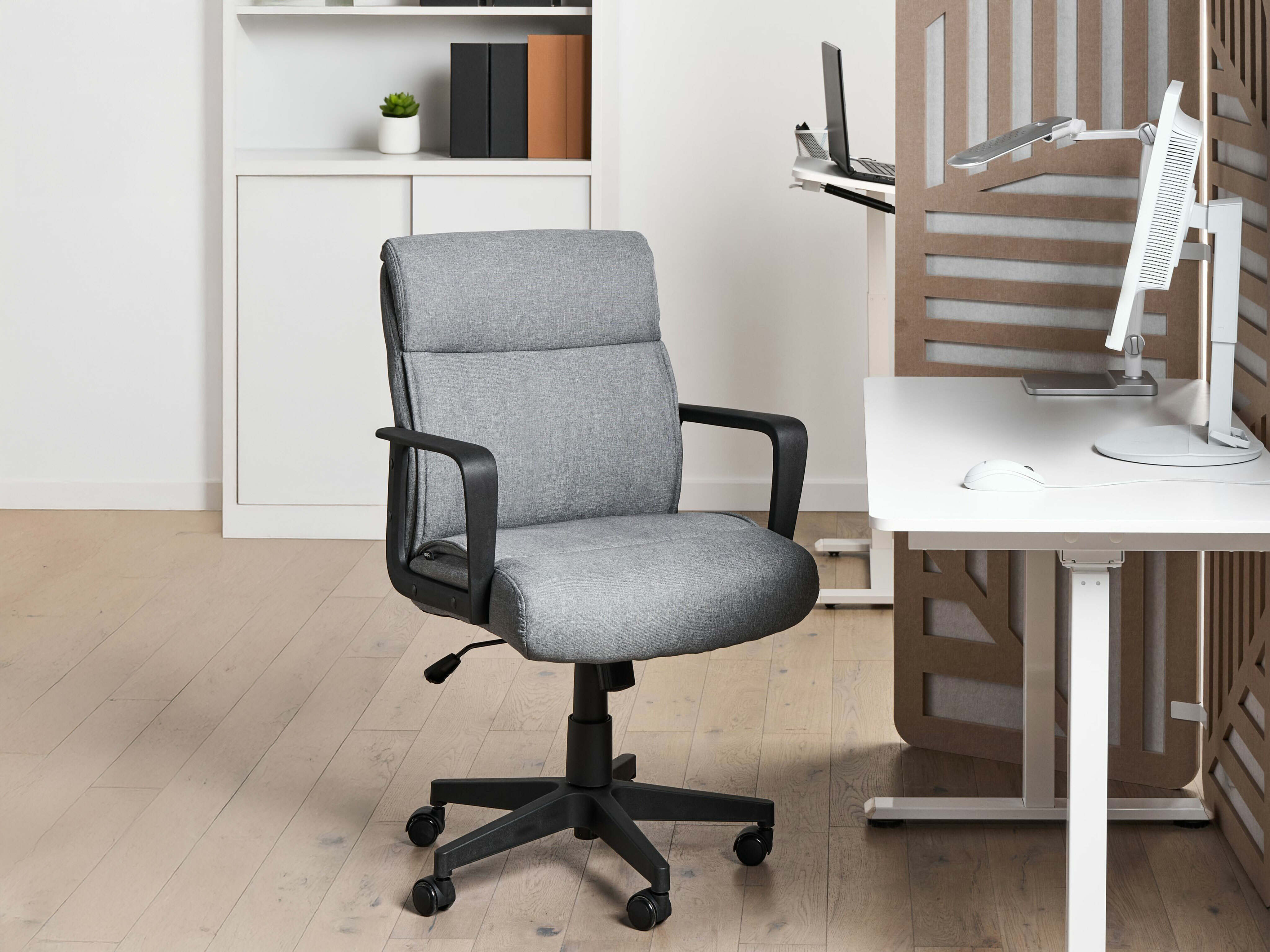 Biroja krēsls Berwyn 3142 (Pelēks)