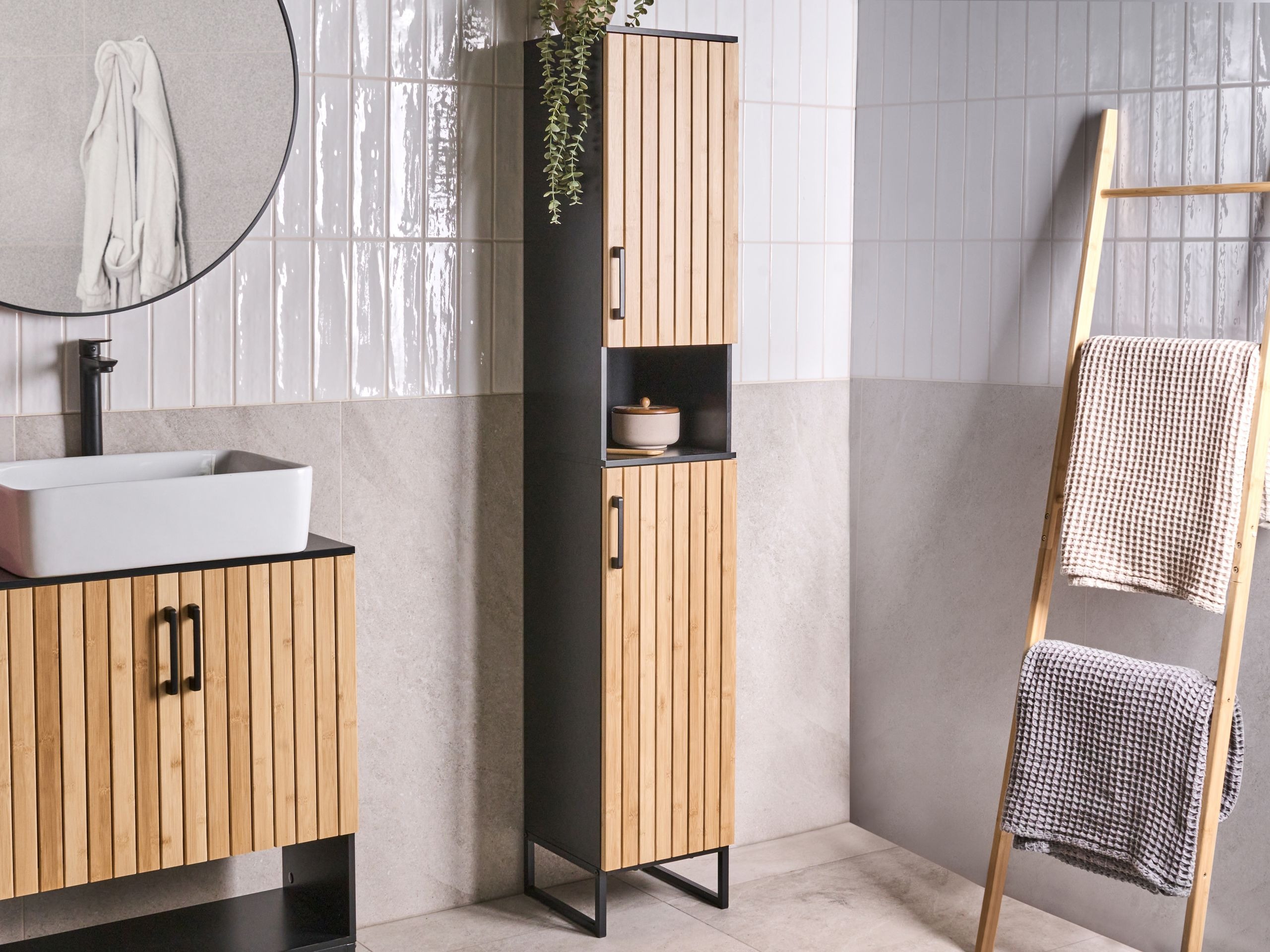 Stāvošs vannas skapītis Berwyn 3194