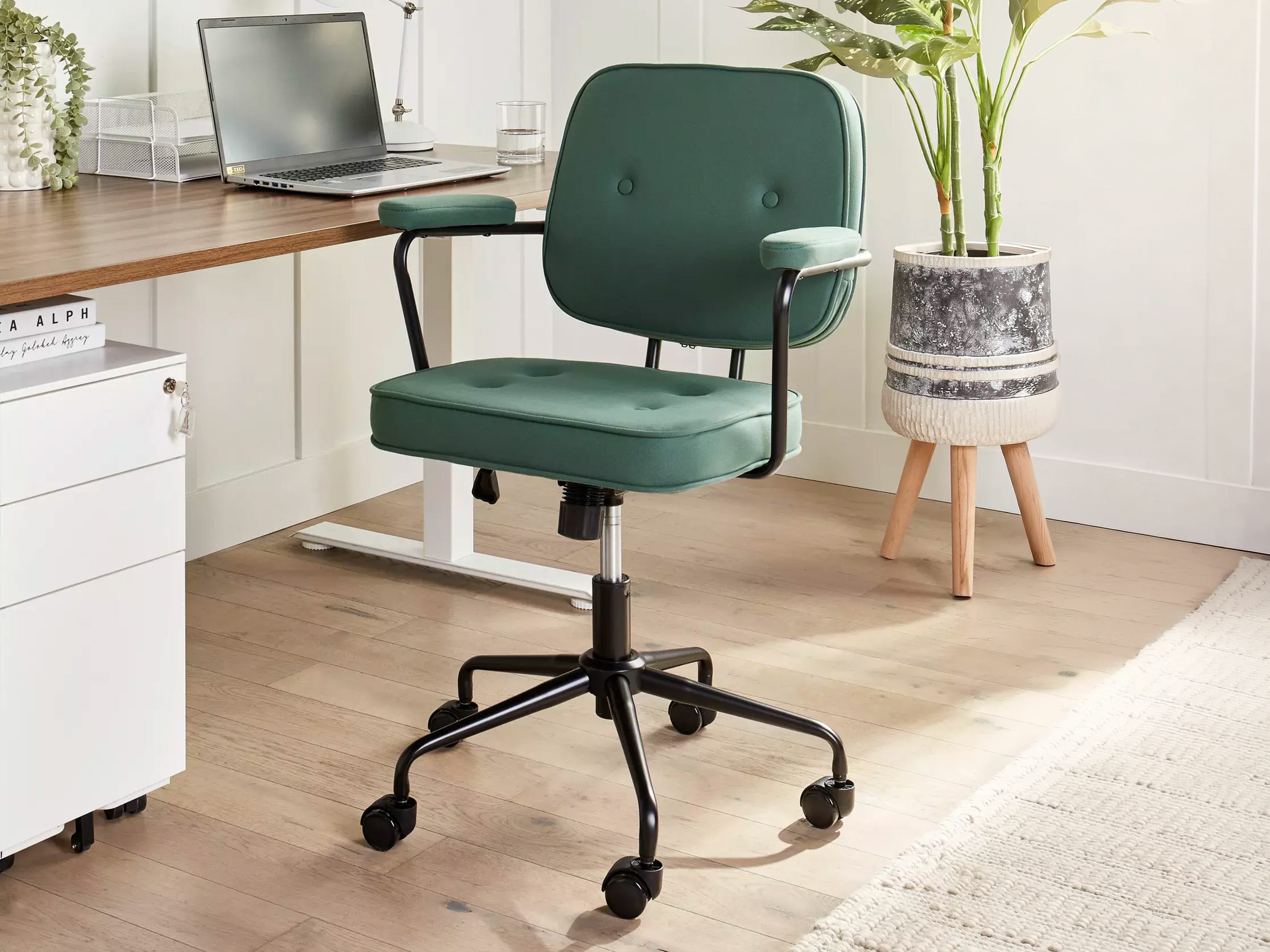 Biroja krēsls Berwyn 901 (Tumši zaļš)