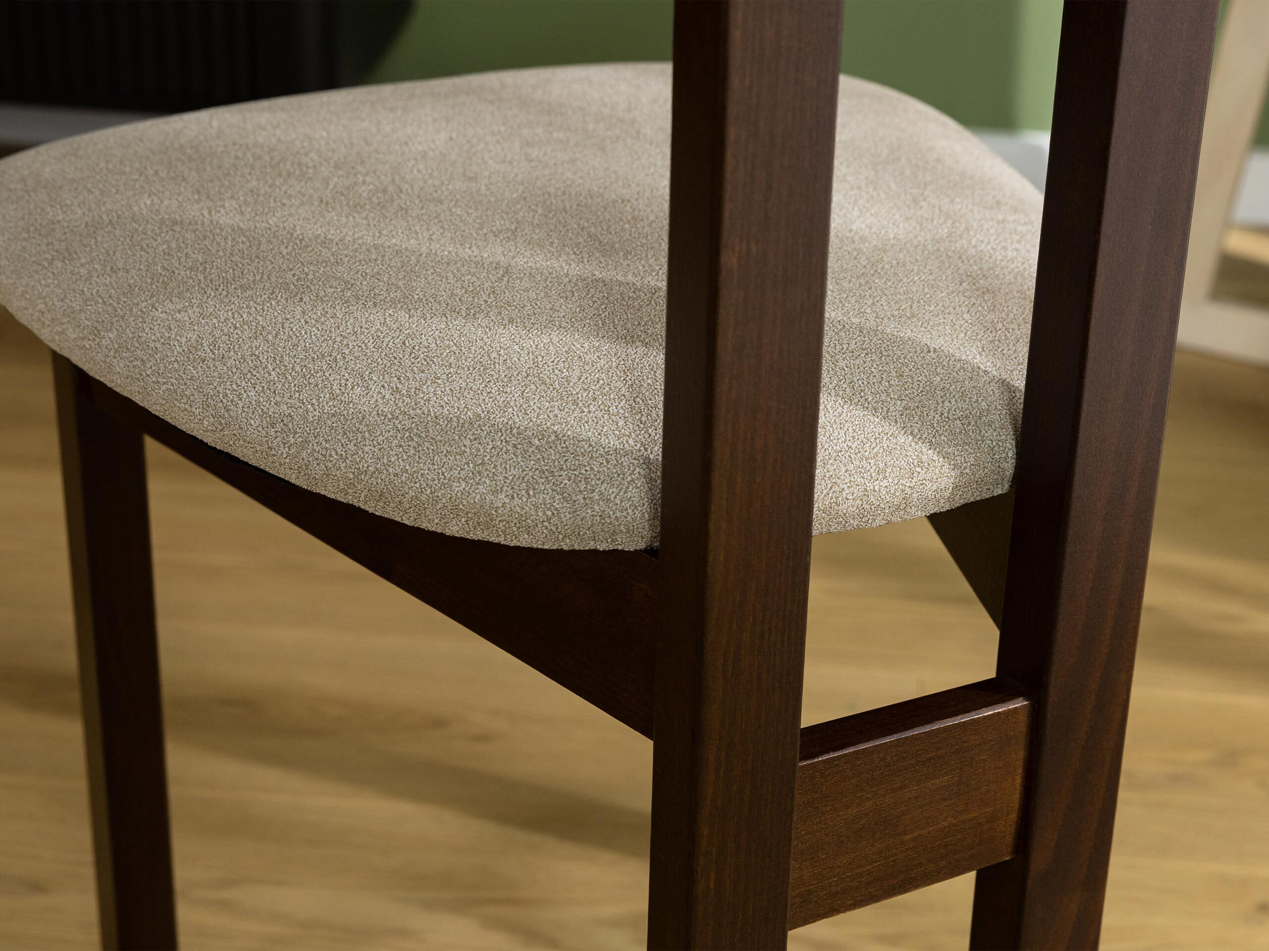 Krēsls Victorville 382 (Riekstkoks)