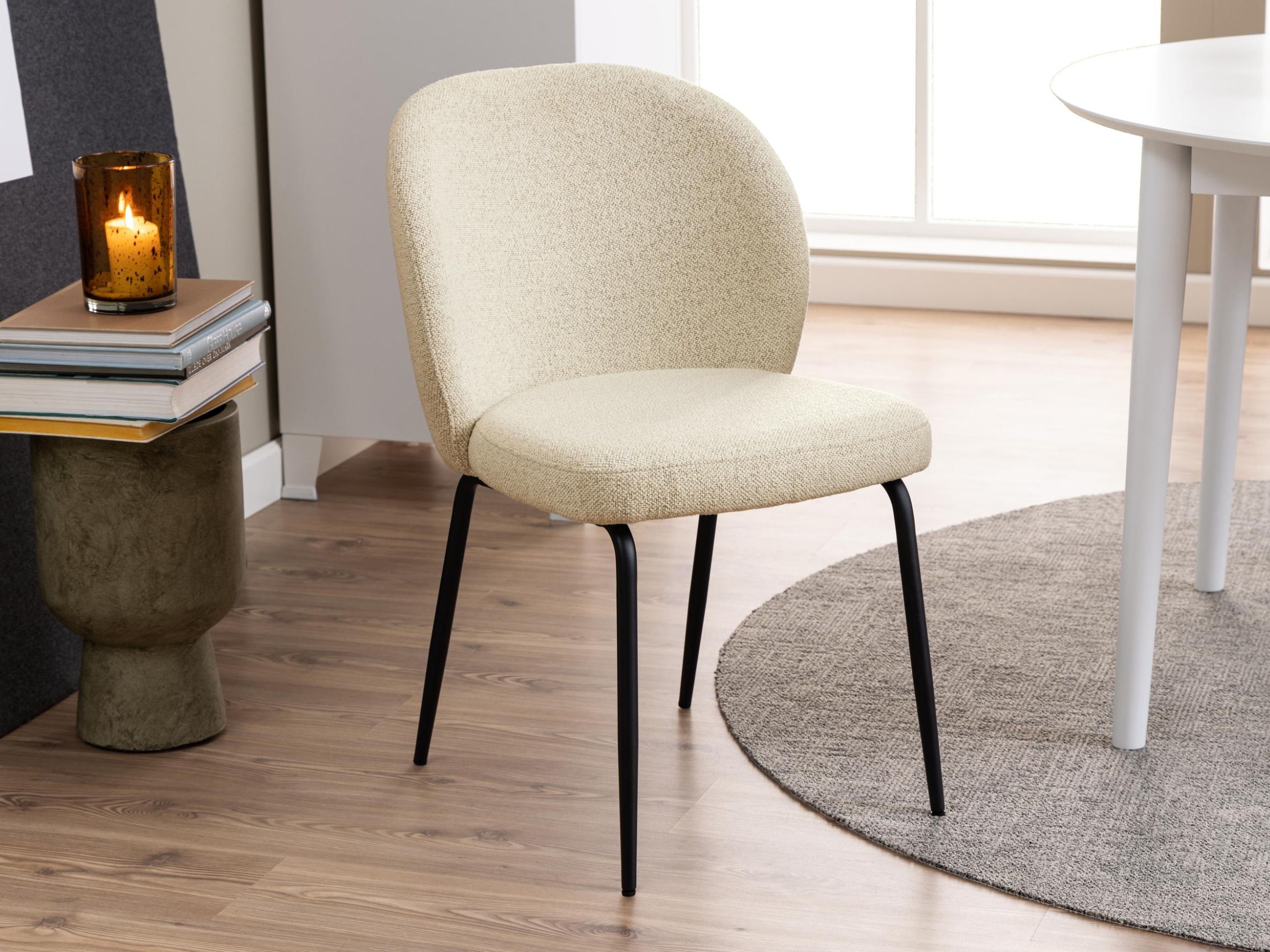 Krēsls Norsica 389 (Krēms + Melns)