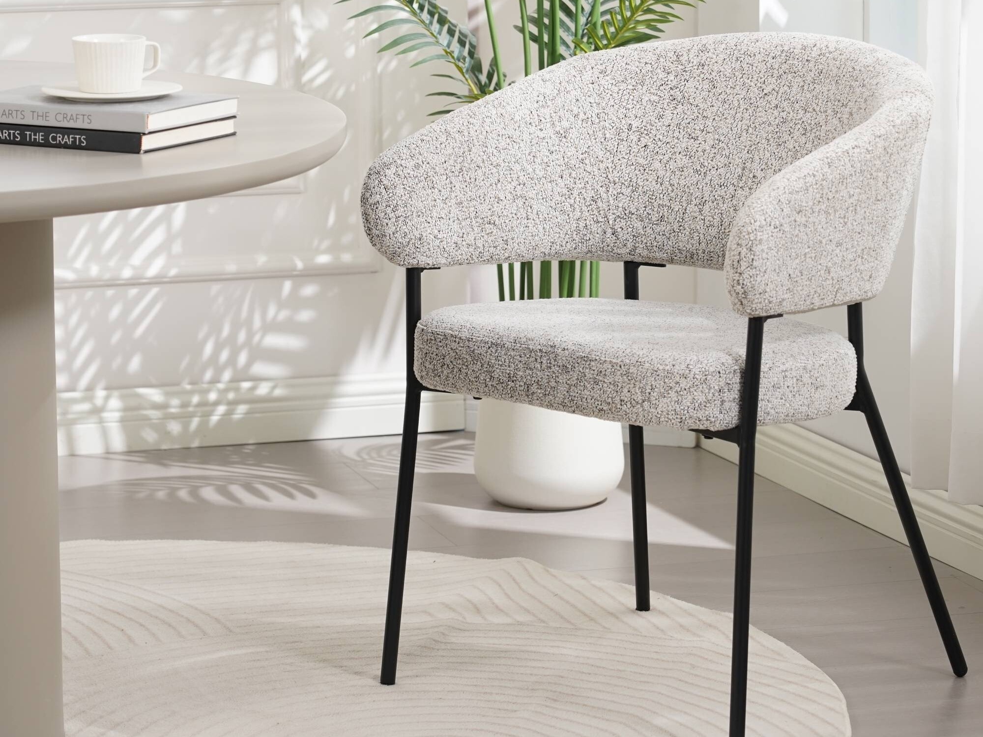 Krēsls Burleson 749 (Melns + Pelēkbēšs)