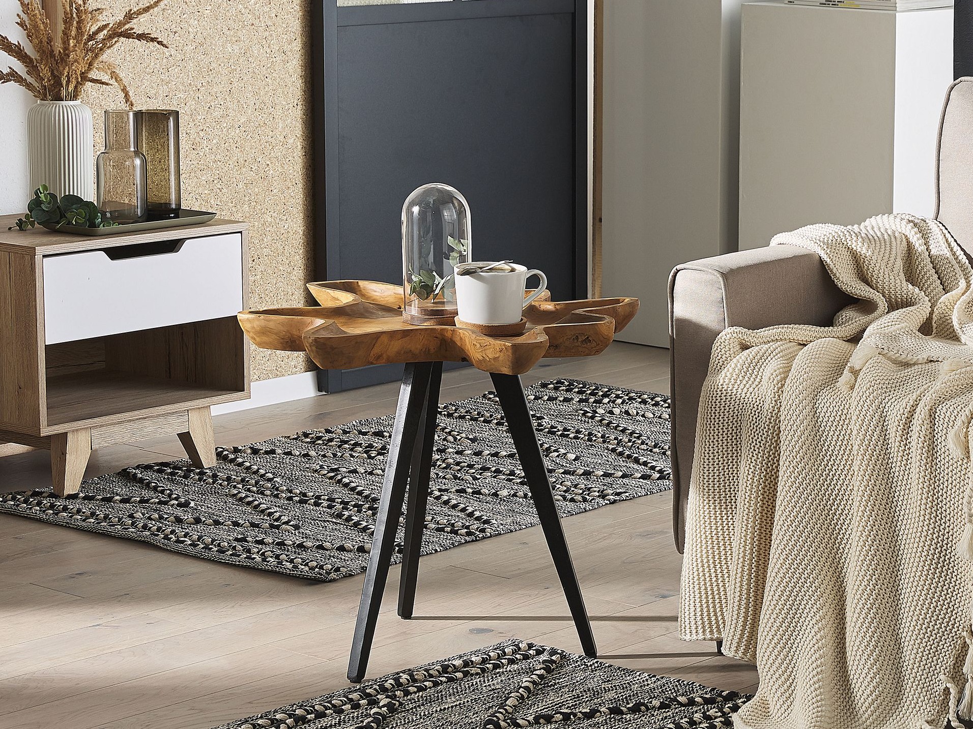 Kafijas galdiņš Berwyn 635