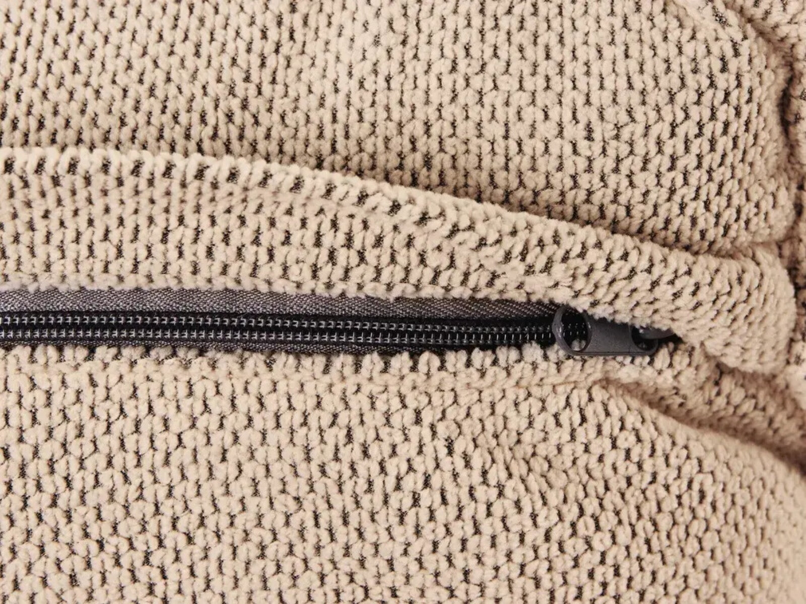 Dīvāns gulta Berwyn 3284 (Gaiši brūns)