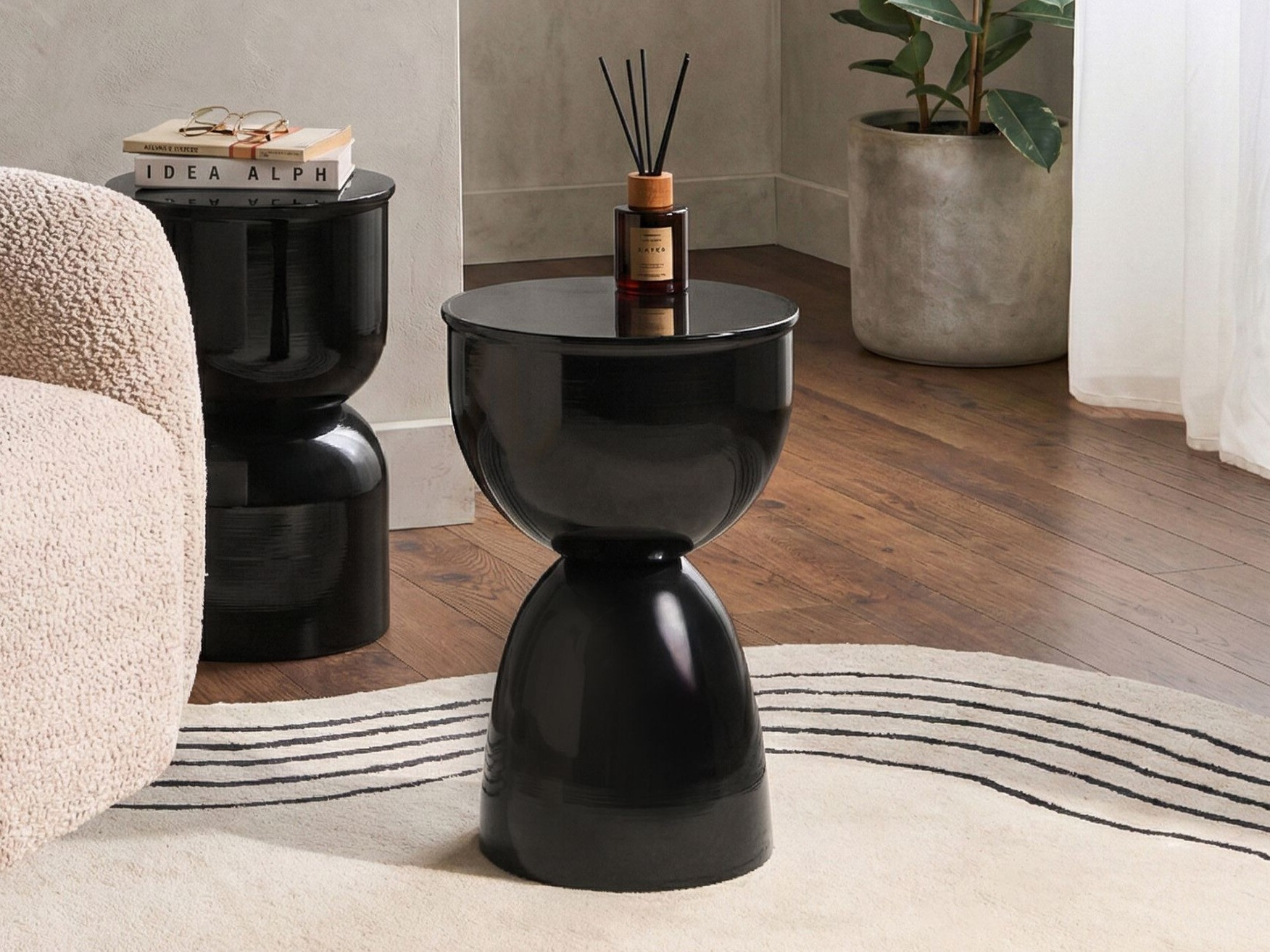 Kafijas galdiņš Berwyn 3292 (Melns)