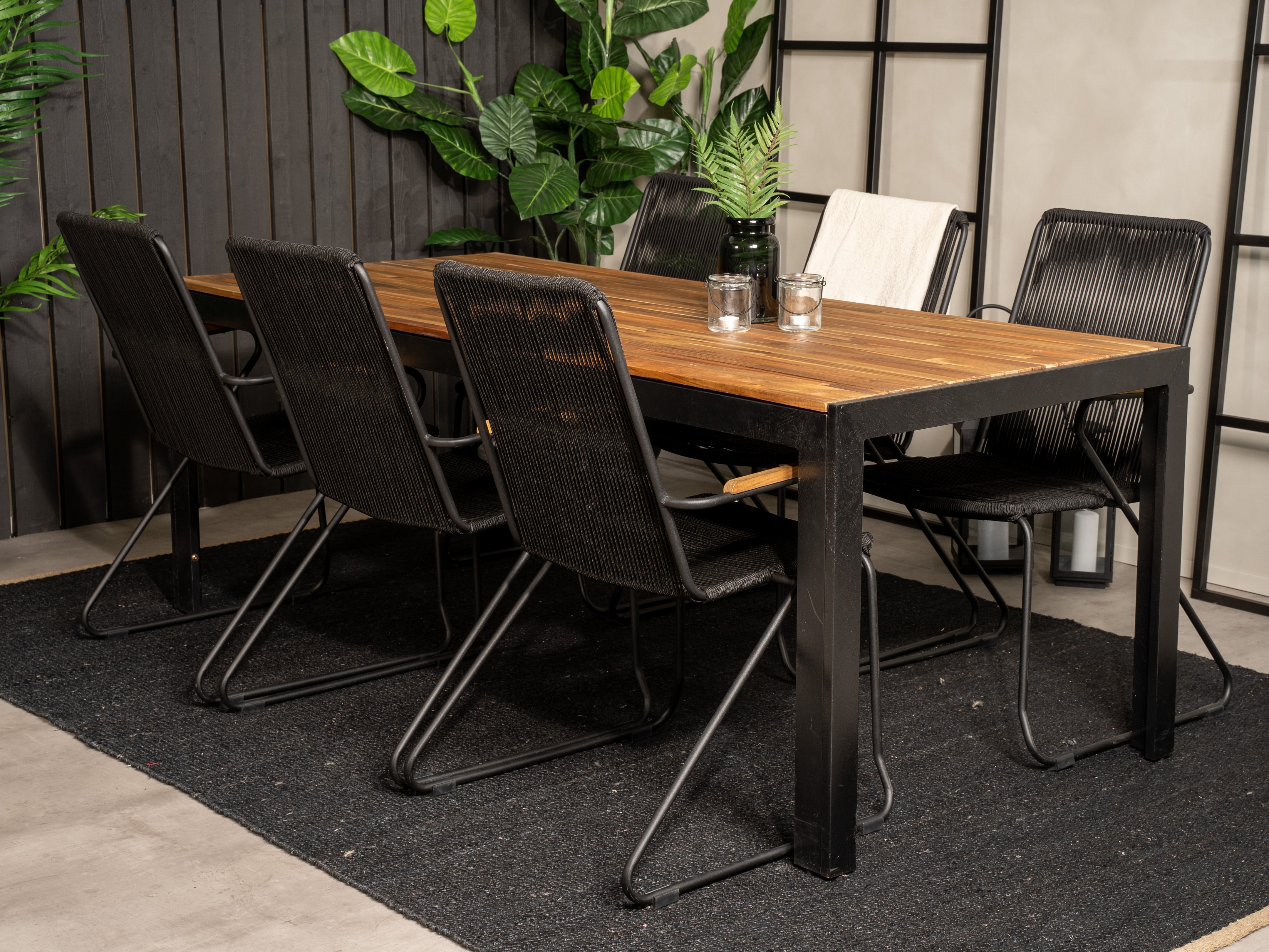 Galds un krēslu komplekts Dallas 5270