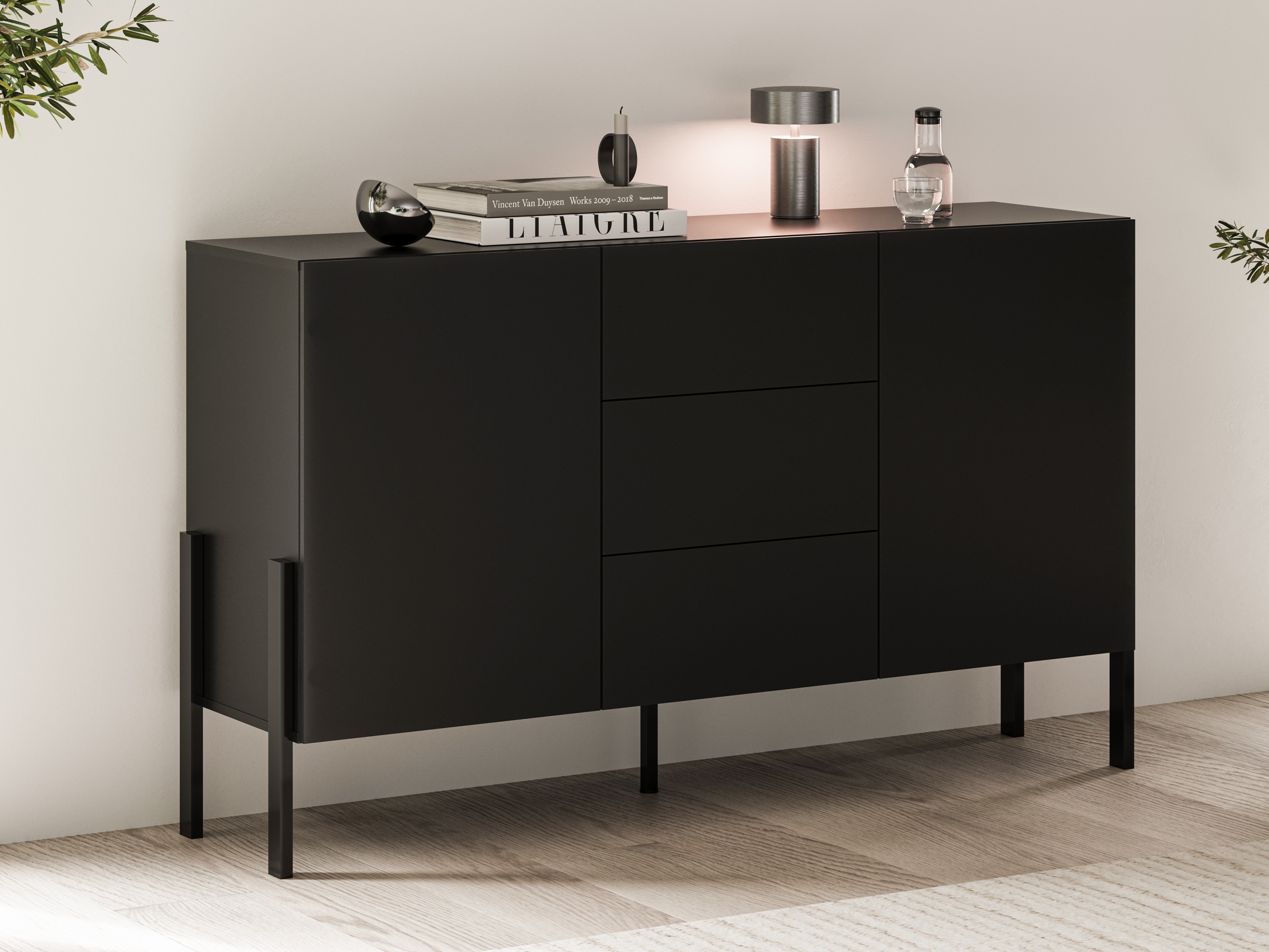 Kumode Etsore 104 (Melns)